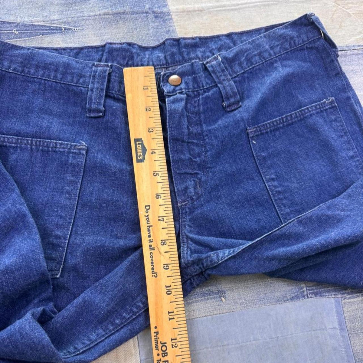 1970s Wrangler High-Waisted Bell Bottom Jeans | 32 x 30