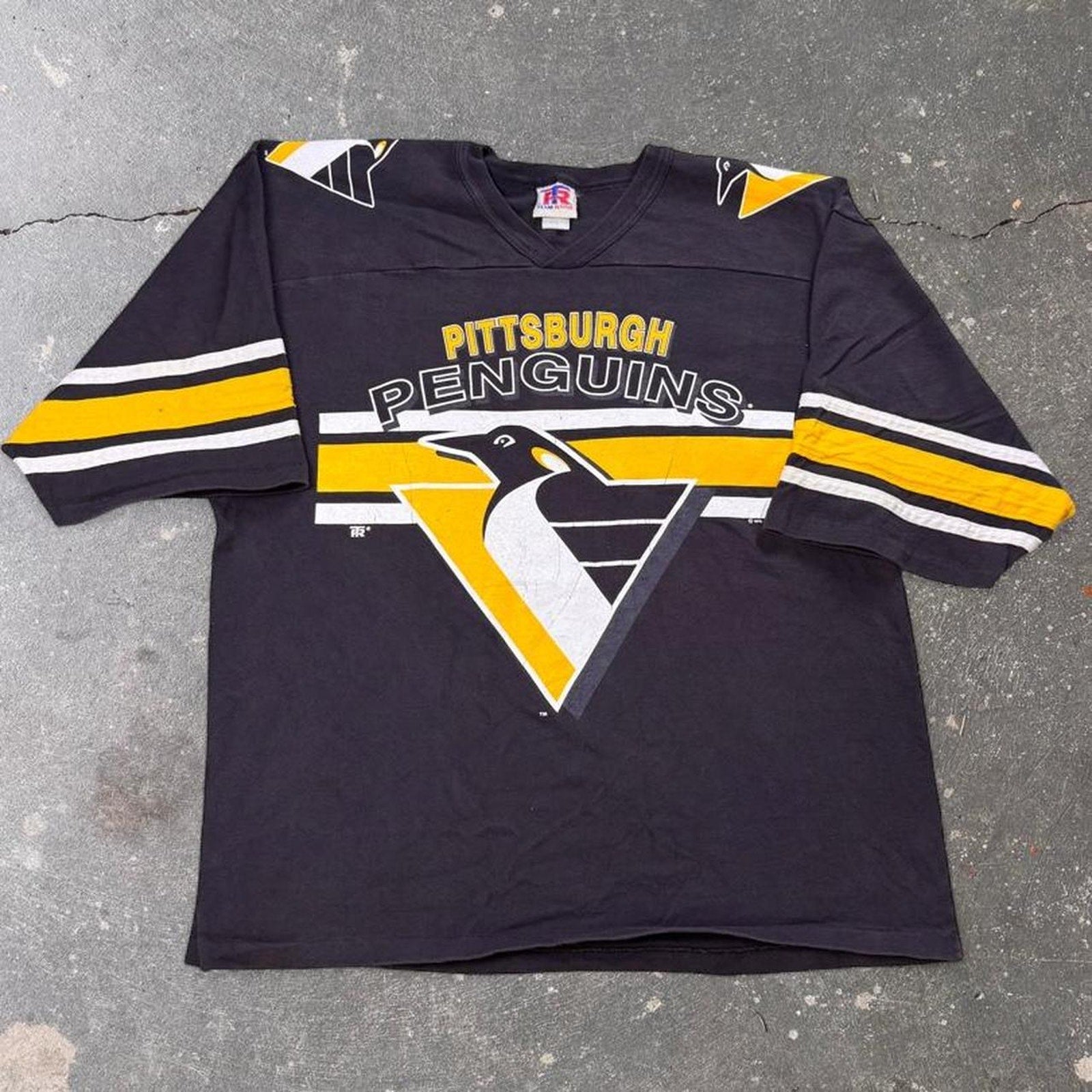 1990s Pittsburgh Penguins Team Rated Hockey Jersey Tee | Large