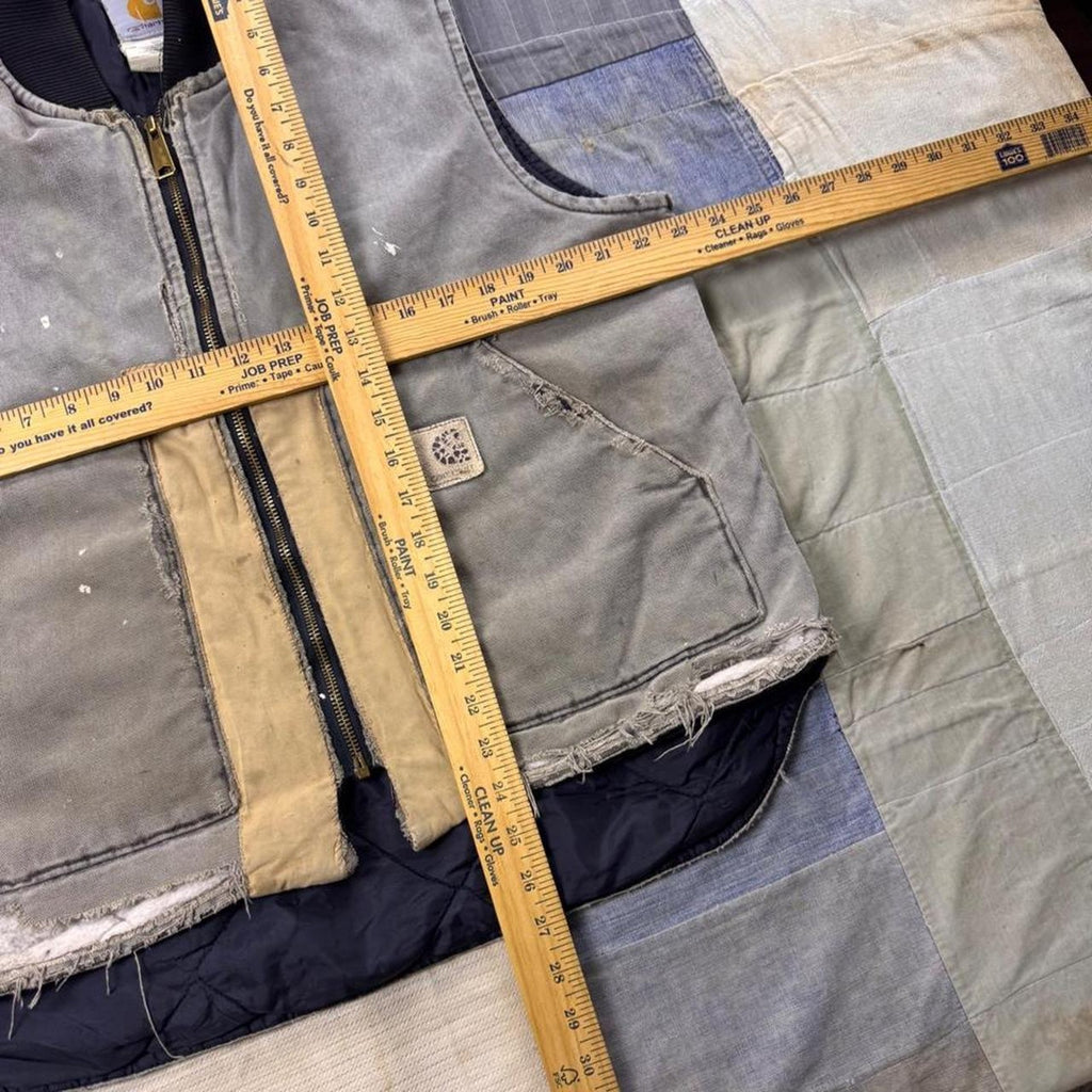 2000s Carhartt Sandstone Duck Work Vest | Large