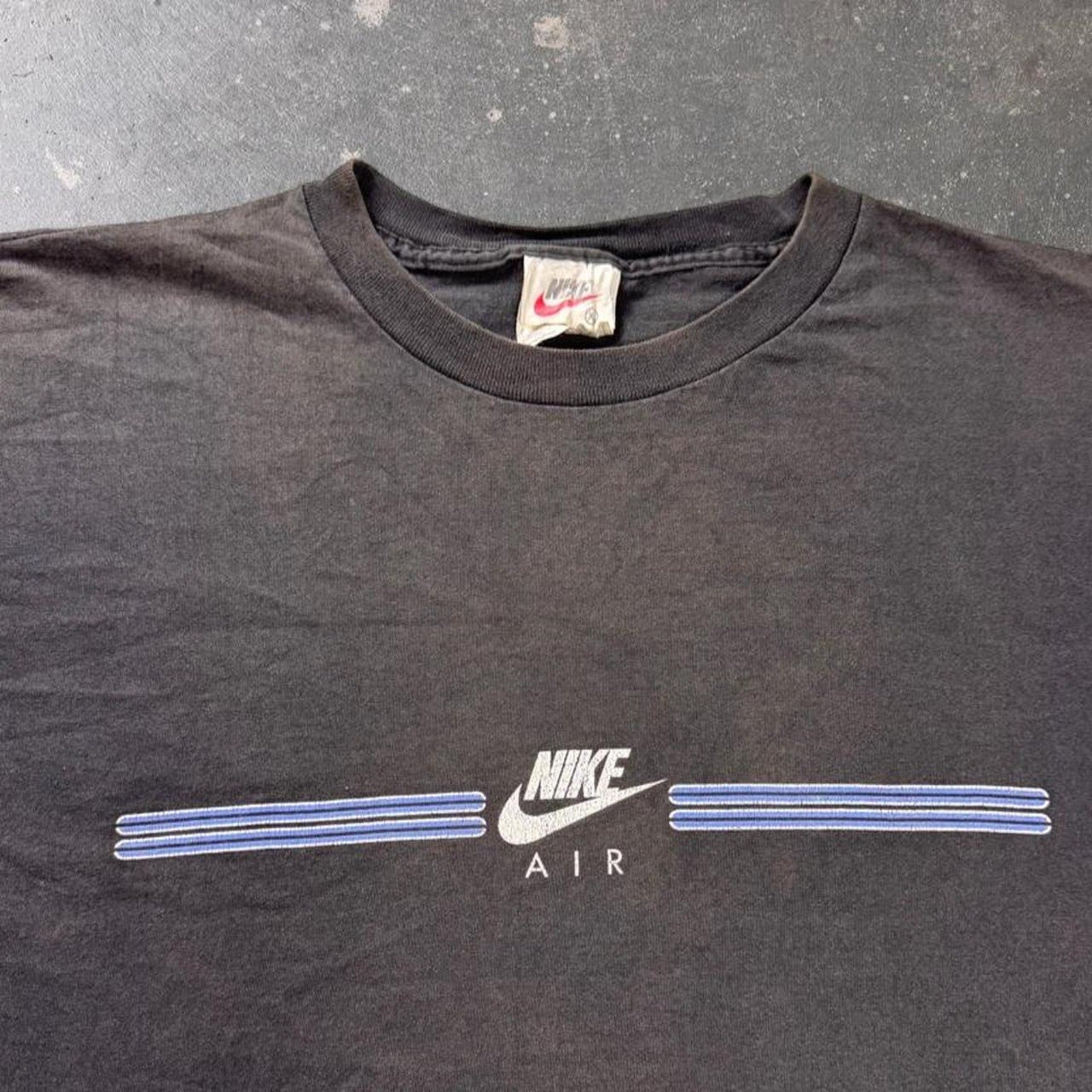 1990s Nike Air Minimal Logo Tee | XL