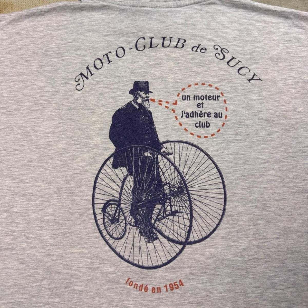 1990s Moto Club de Sucy French Motorcycle Graphic Tee | Medium