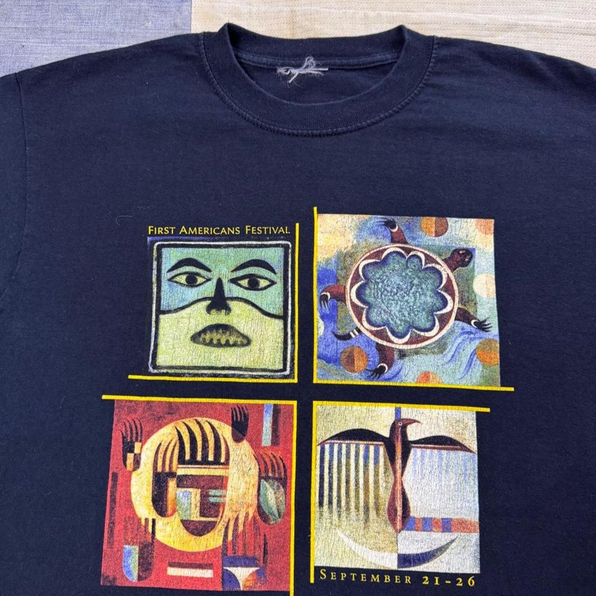 2004 Smithsonian First Americans Festival Native American Art Tee | Medium