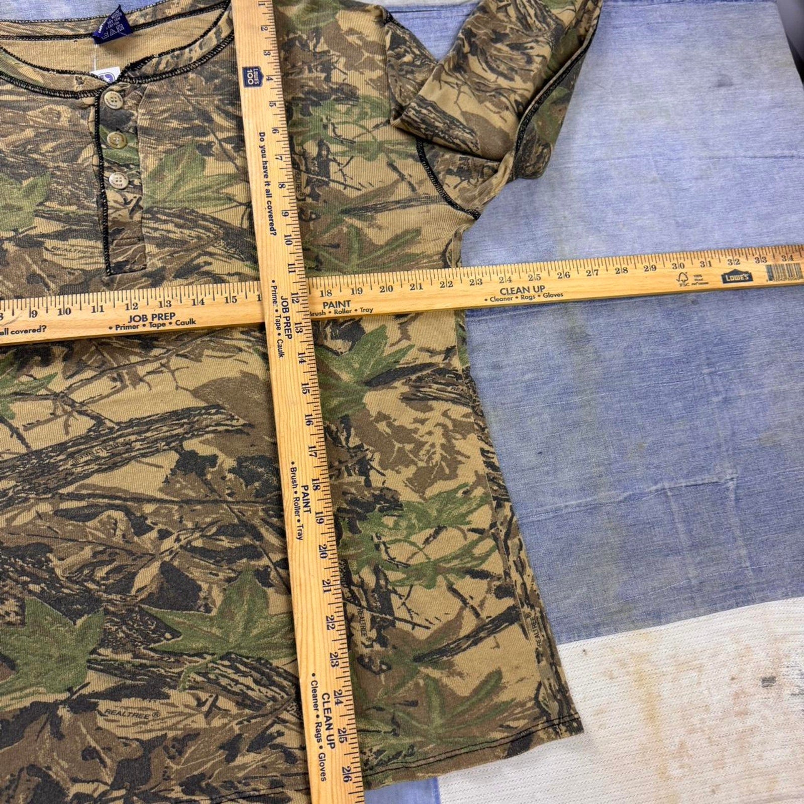 90s Realtree Camo Henley Long Sleeve Shirt Size XL