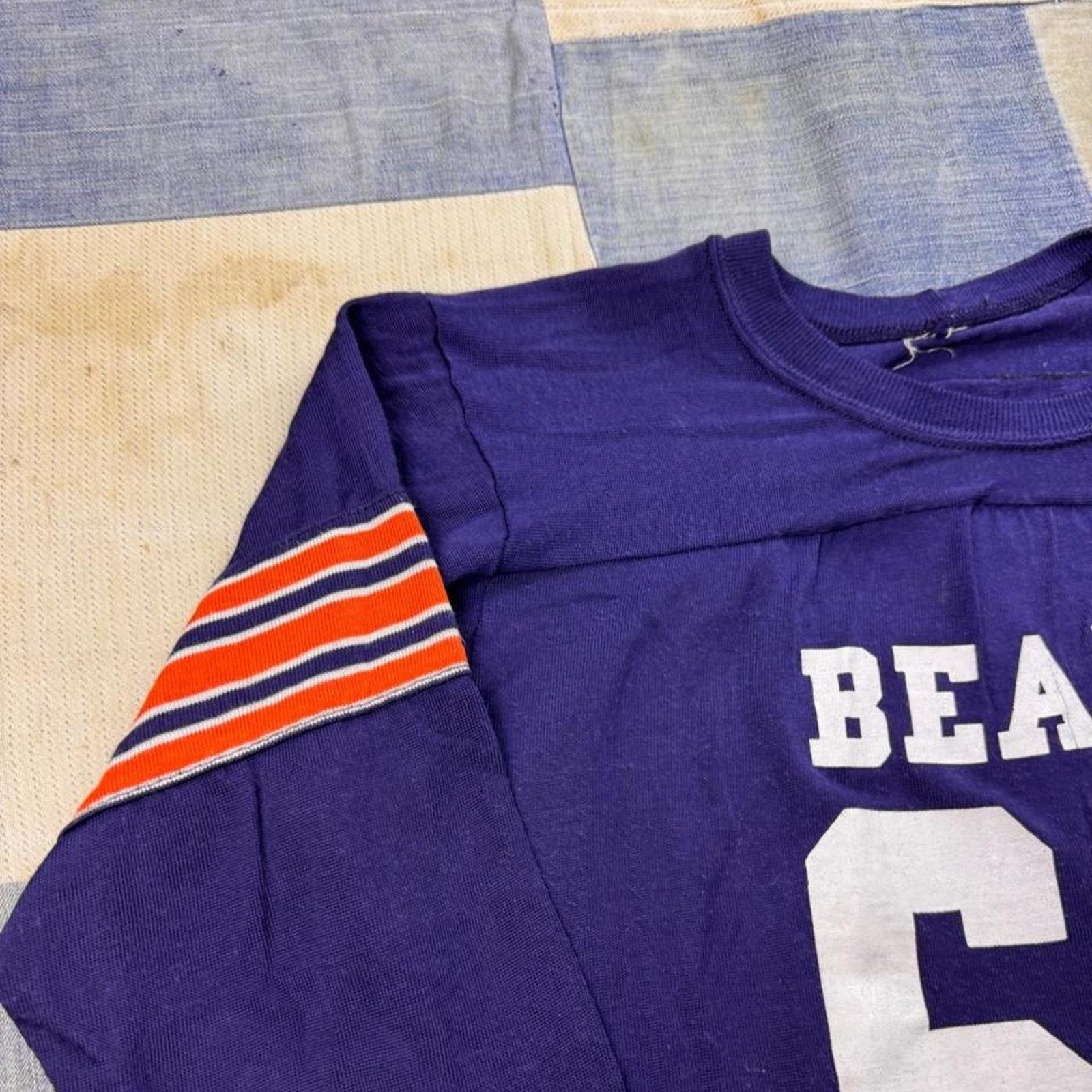 1980s Chicago Bears Number 60 Football Jersey Tee | Medium