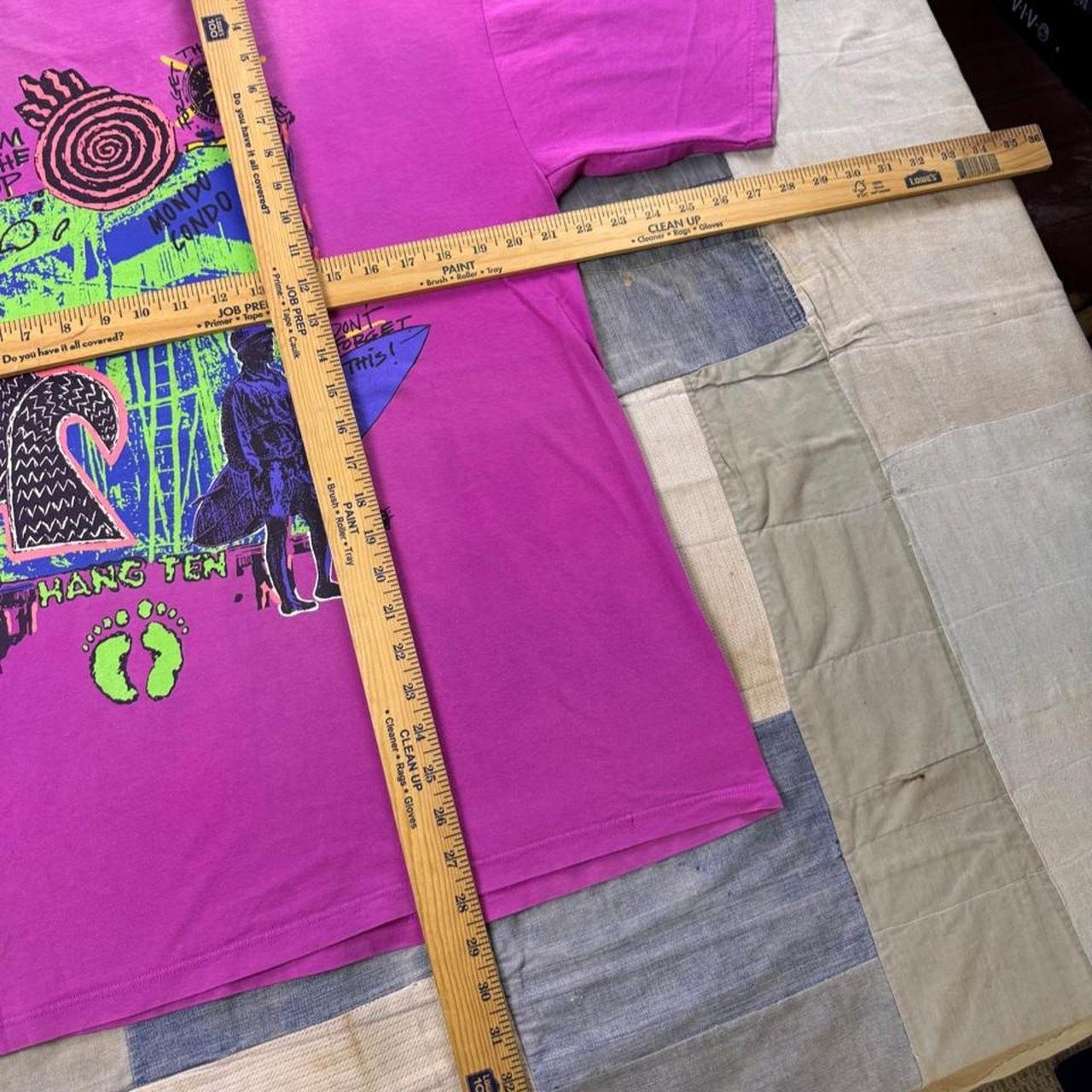 1990s Hang Ten Neon Surf Graphic Tee | Large