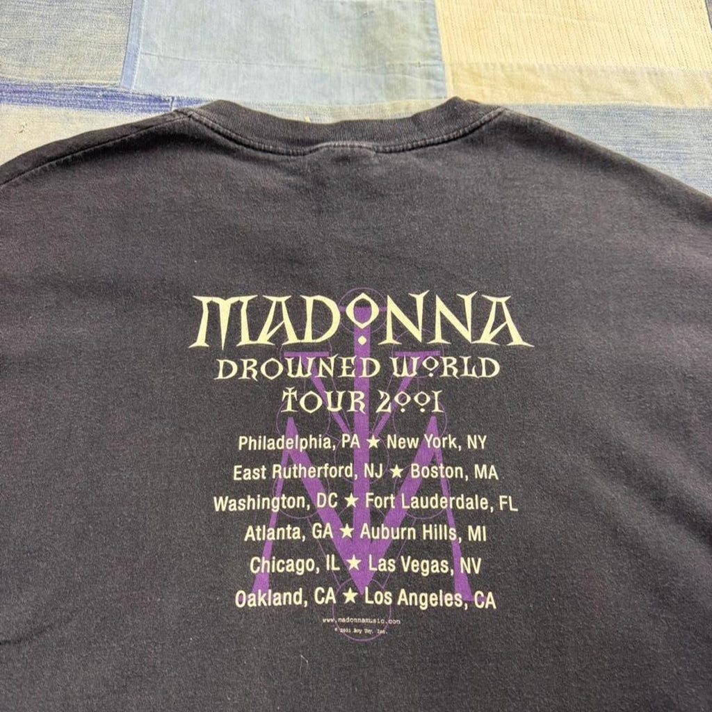 2001 Madonna Drowned World Tour Portrait Tee | Large