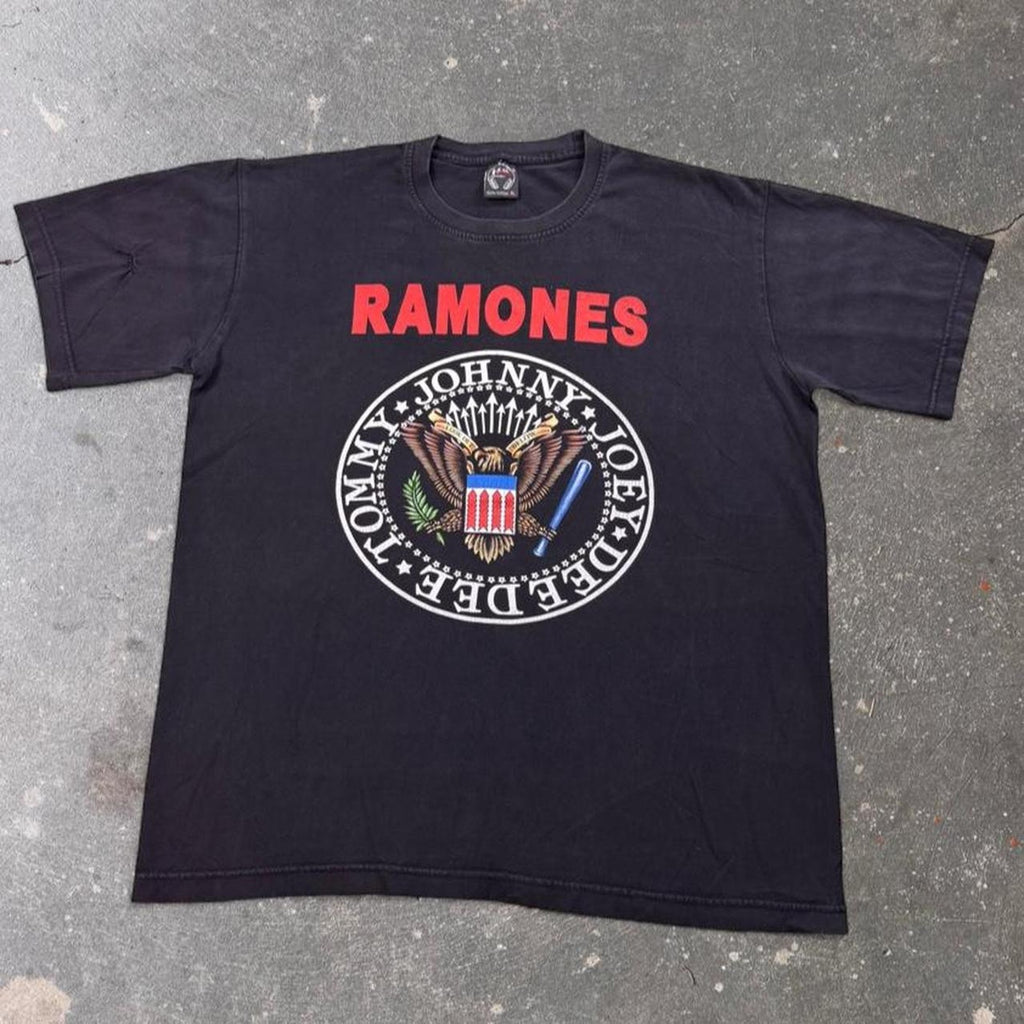 2000s Ramones Presidential Seal Distressed Band Tee | XL