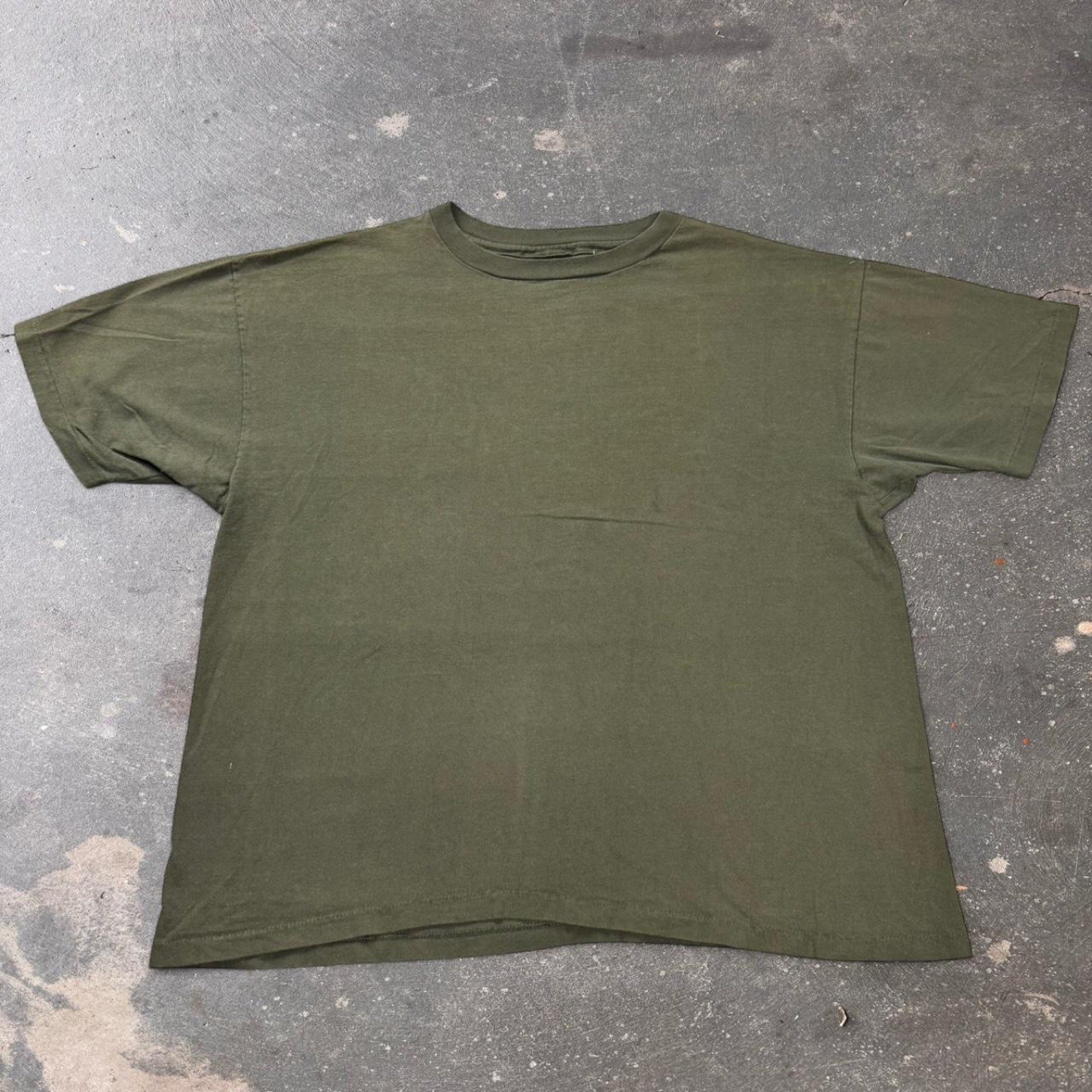 1990s olive green cotton Blank t-shirt | medium