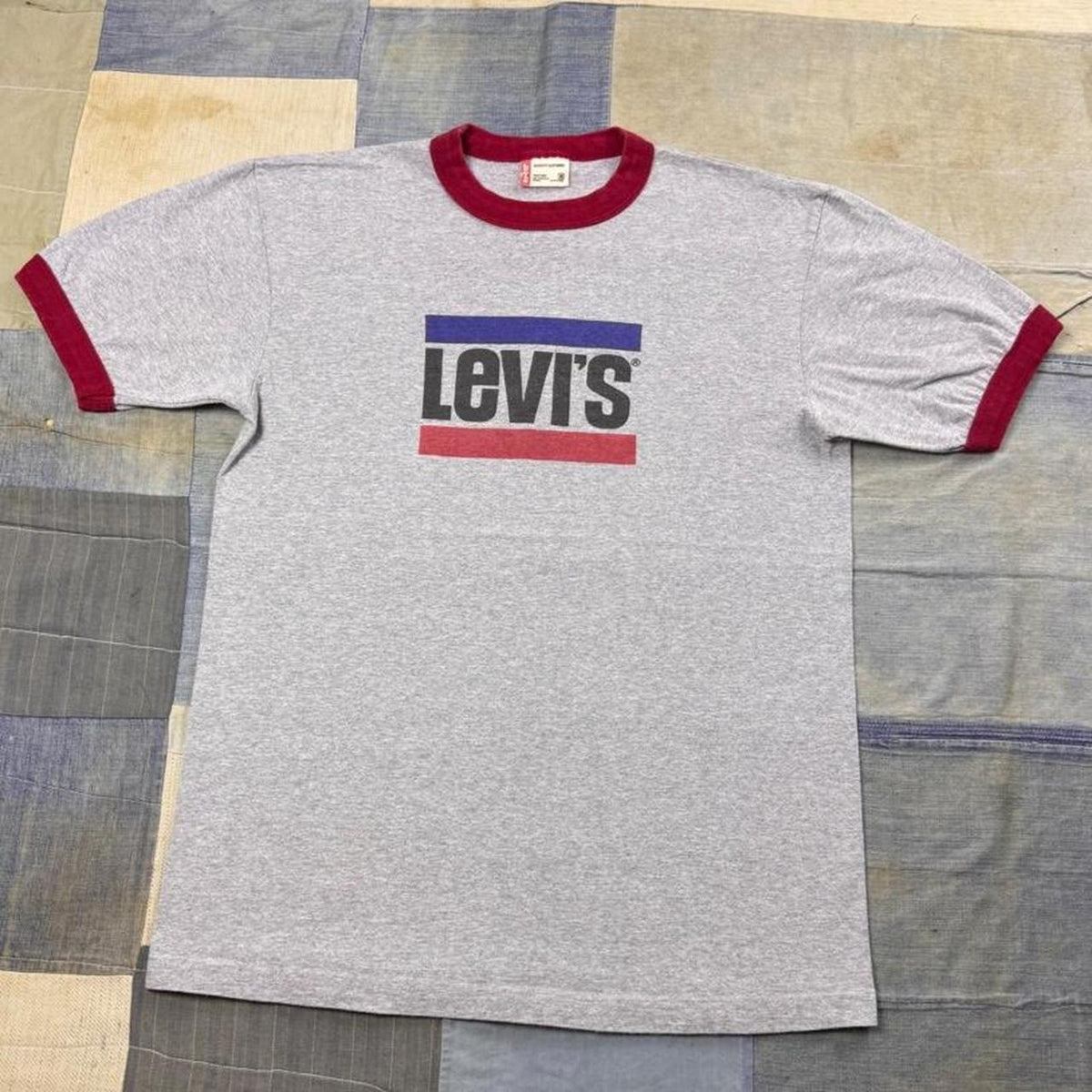 2000s Levi's Spellout Logo Ringer Tee | Medium
