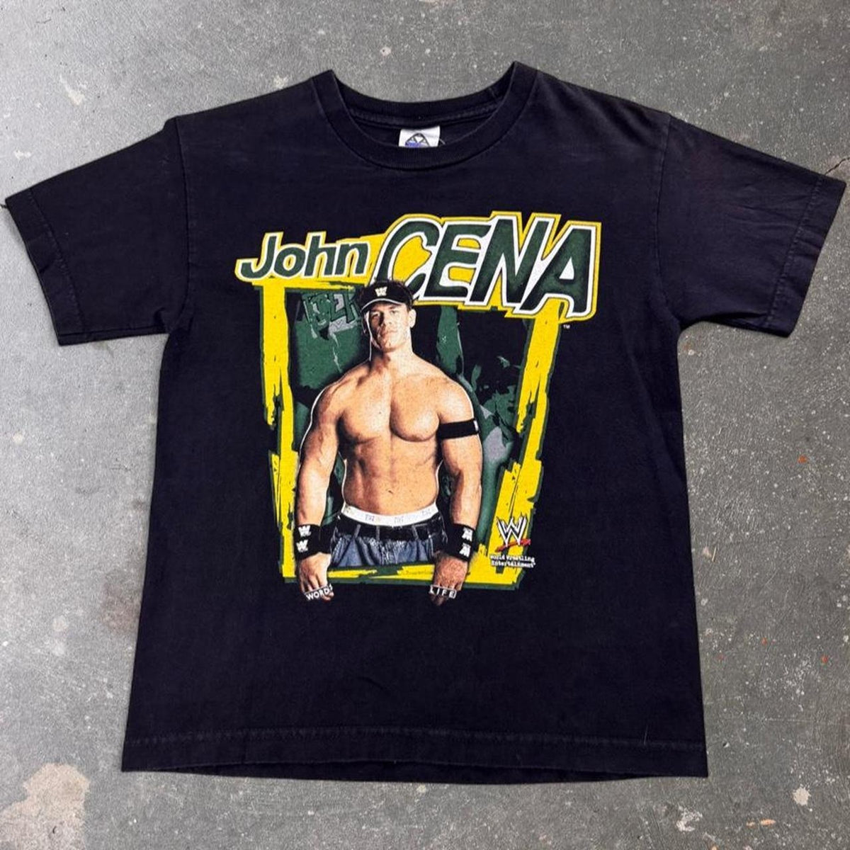 2000s John Cena “Come Get Some” WWE Graphic Tee | Youth Large