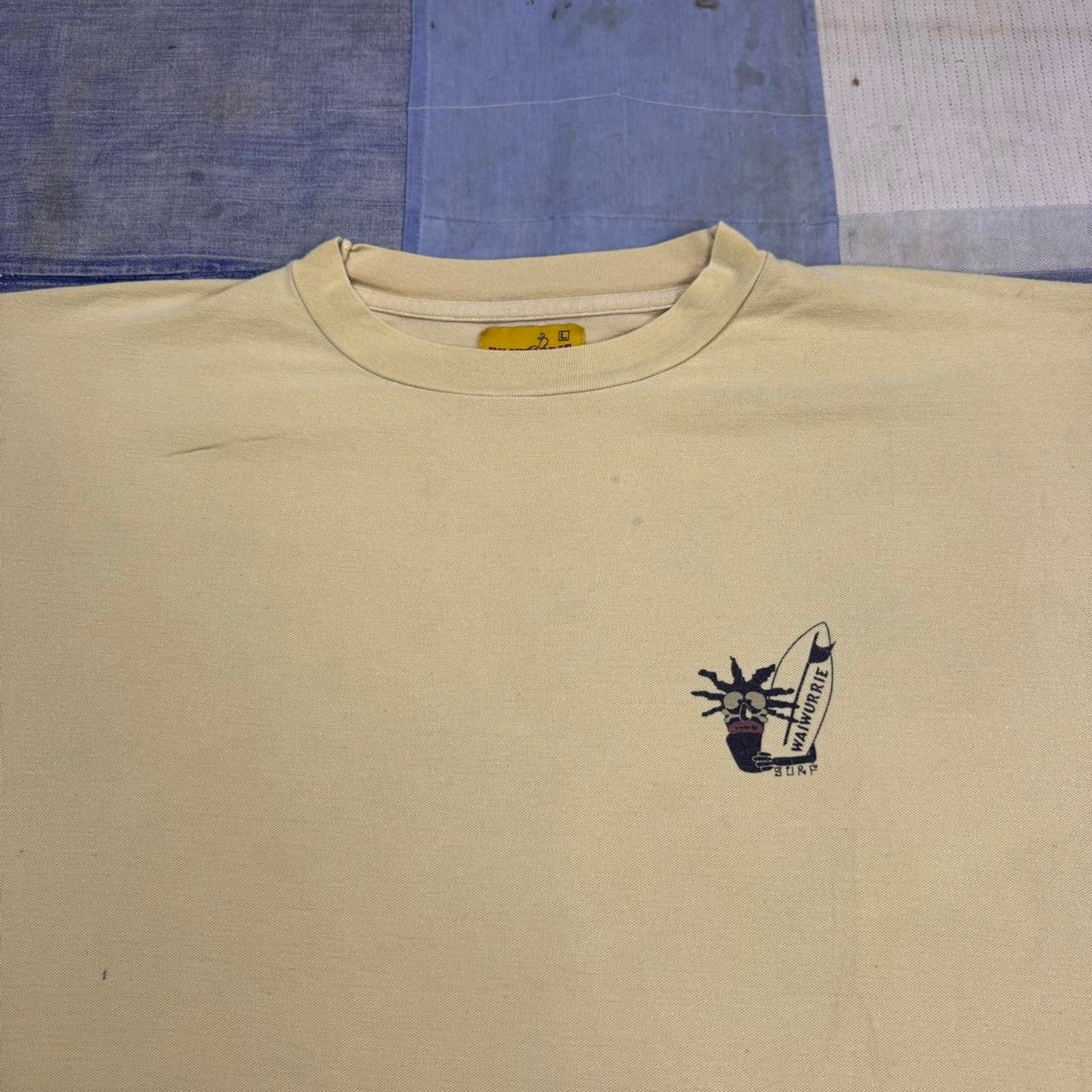 1990s vintage Yellow Waiwurrie Surfing Tee | L