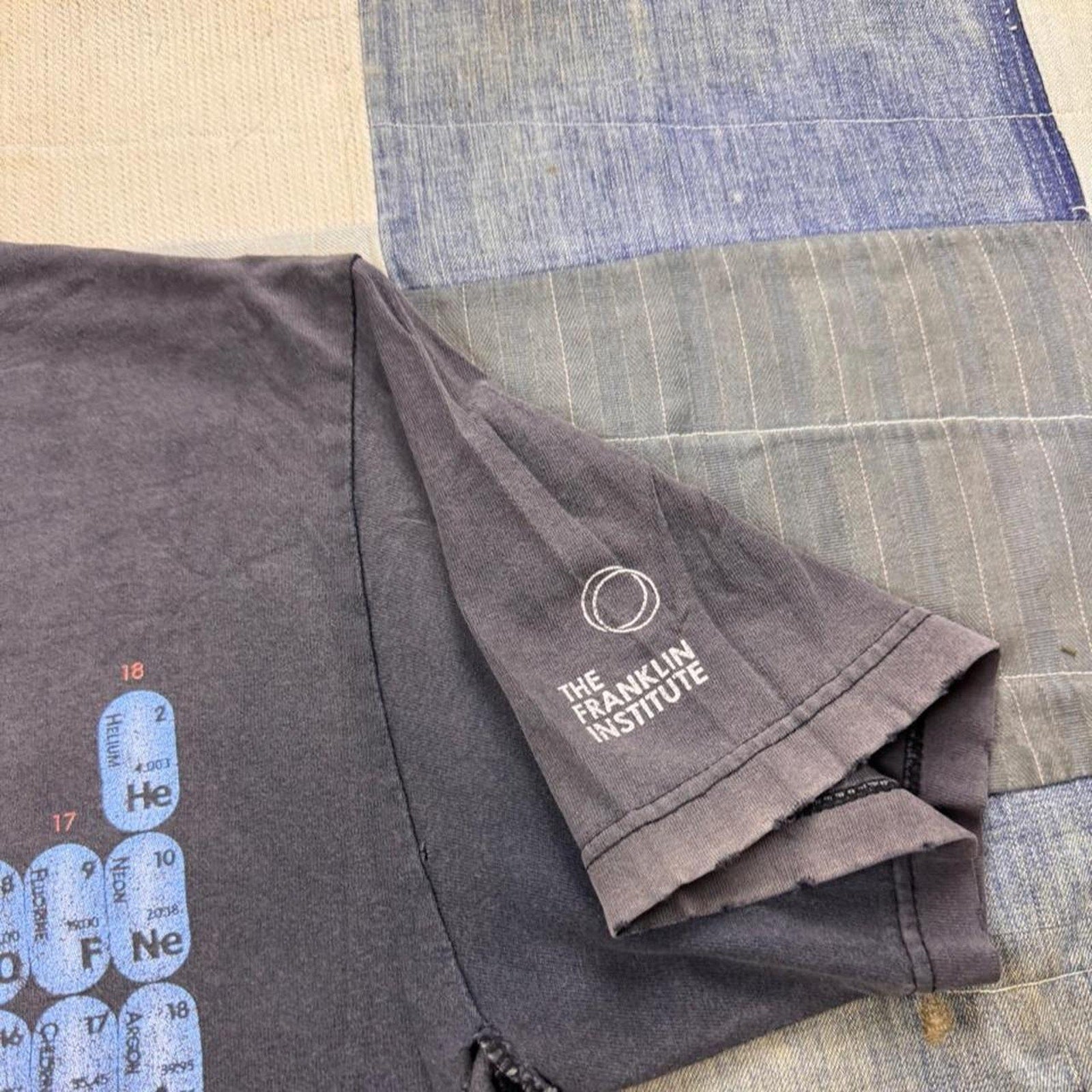 2002 Periodic Table of the Elements Science Graphic Tee | Medium