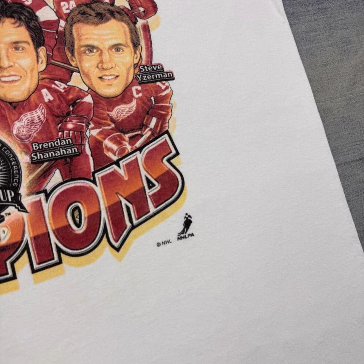 2002 Detroit Red Wings Stanley Cup Champions Caricature Hockey Tee | Large