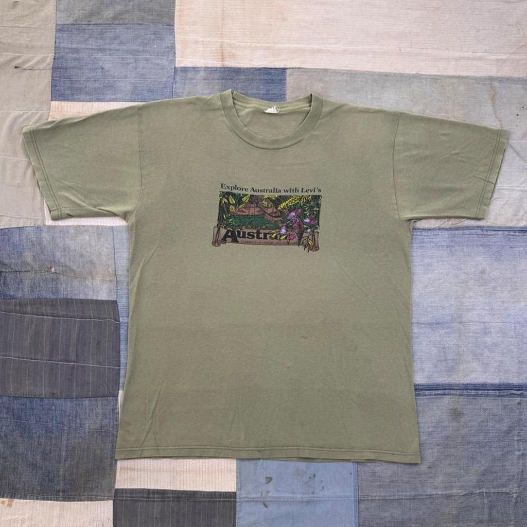 1990s Levi's Explore Australia Tourist Graphic Tee | Large