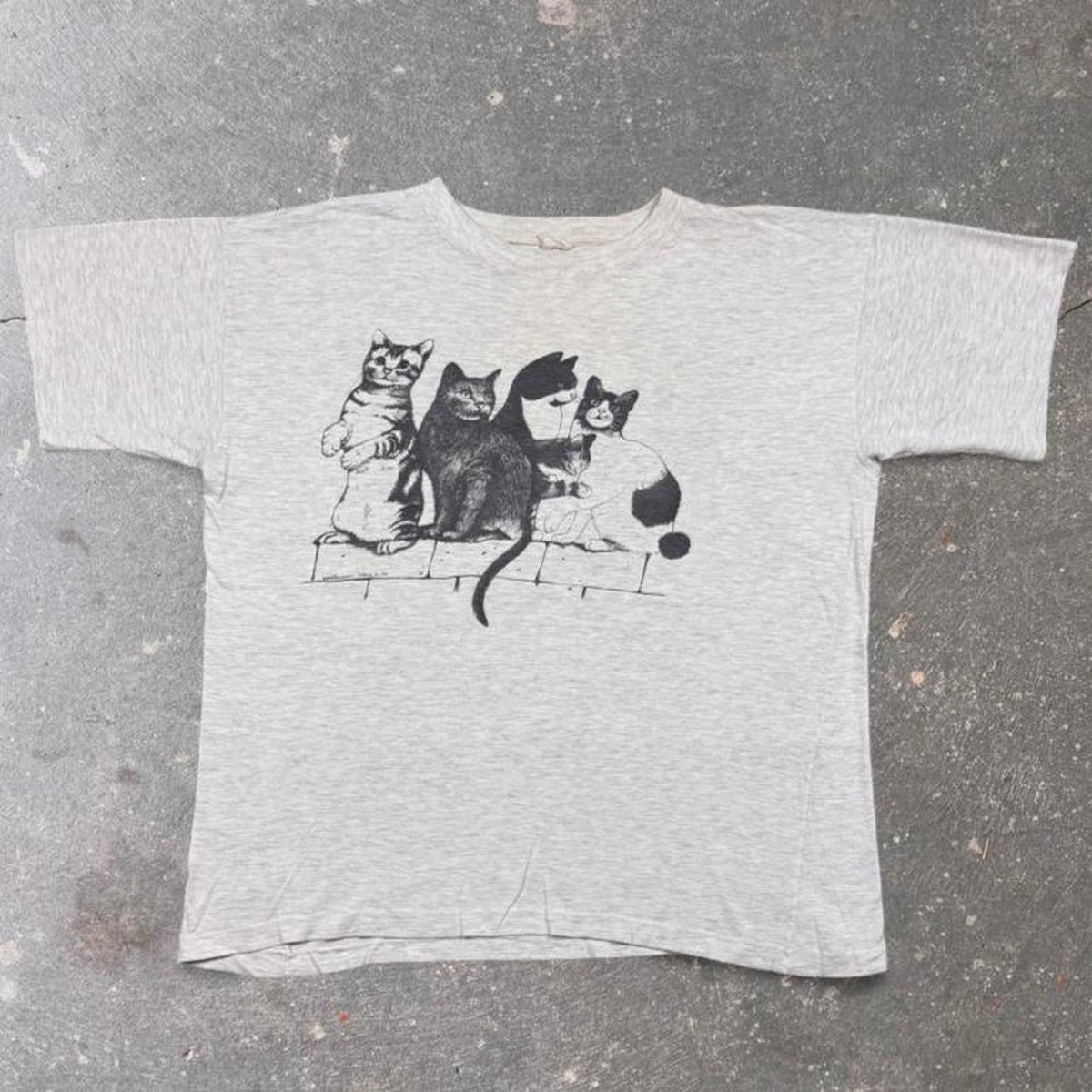 1990s Cats On A Wall Double Sided Tee | XL