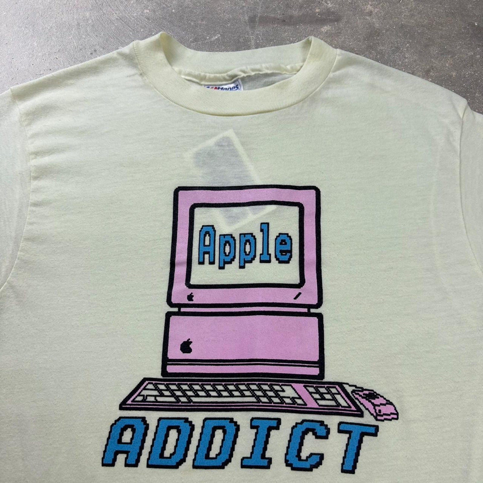 1980s apple addict tee | medium