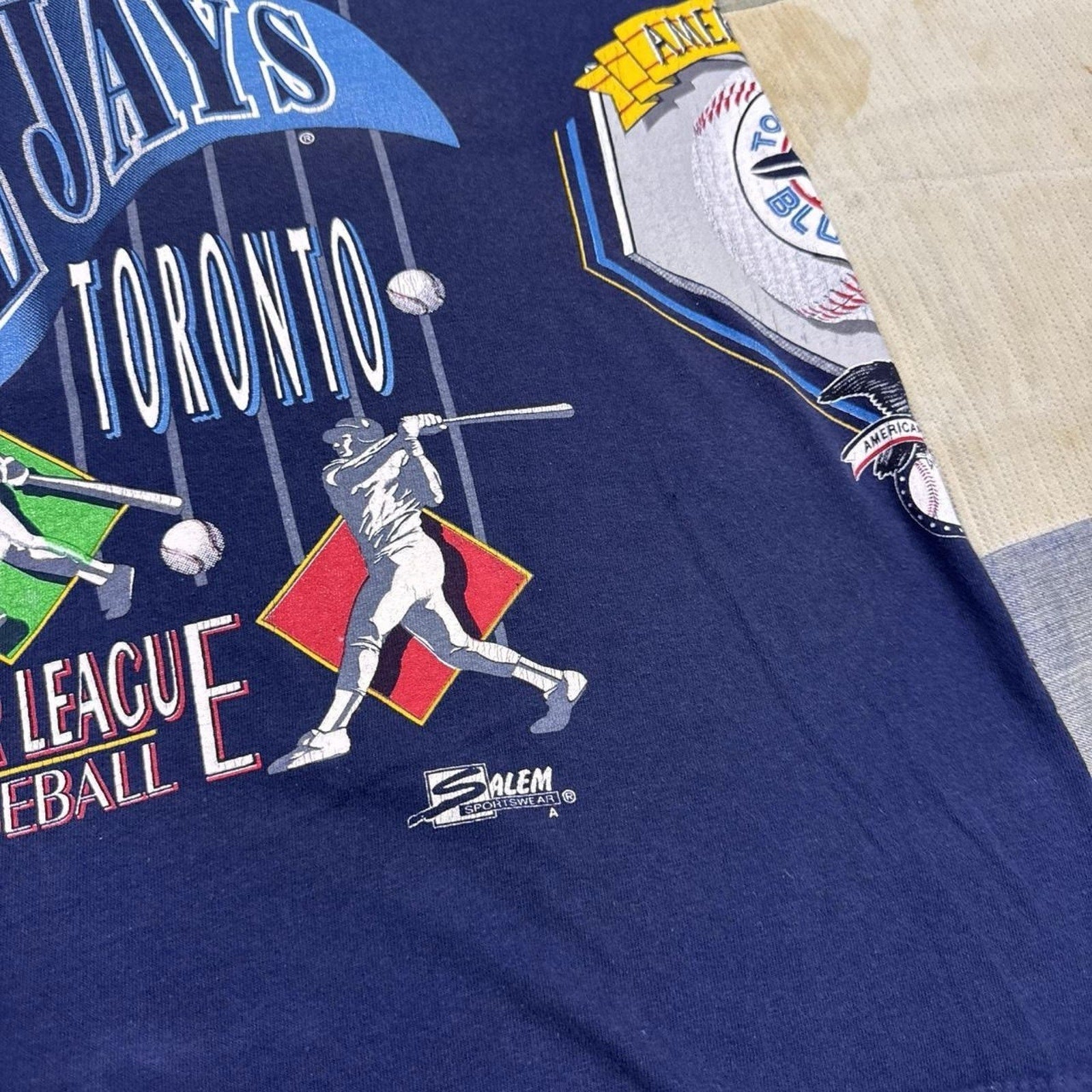 Vintage Salem Toronto Blue Jays Around The World MLB T Shirt USA XL 90s