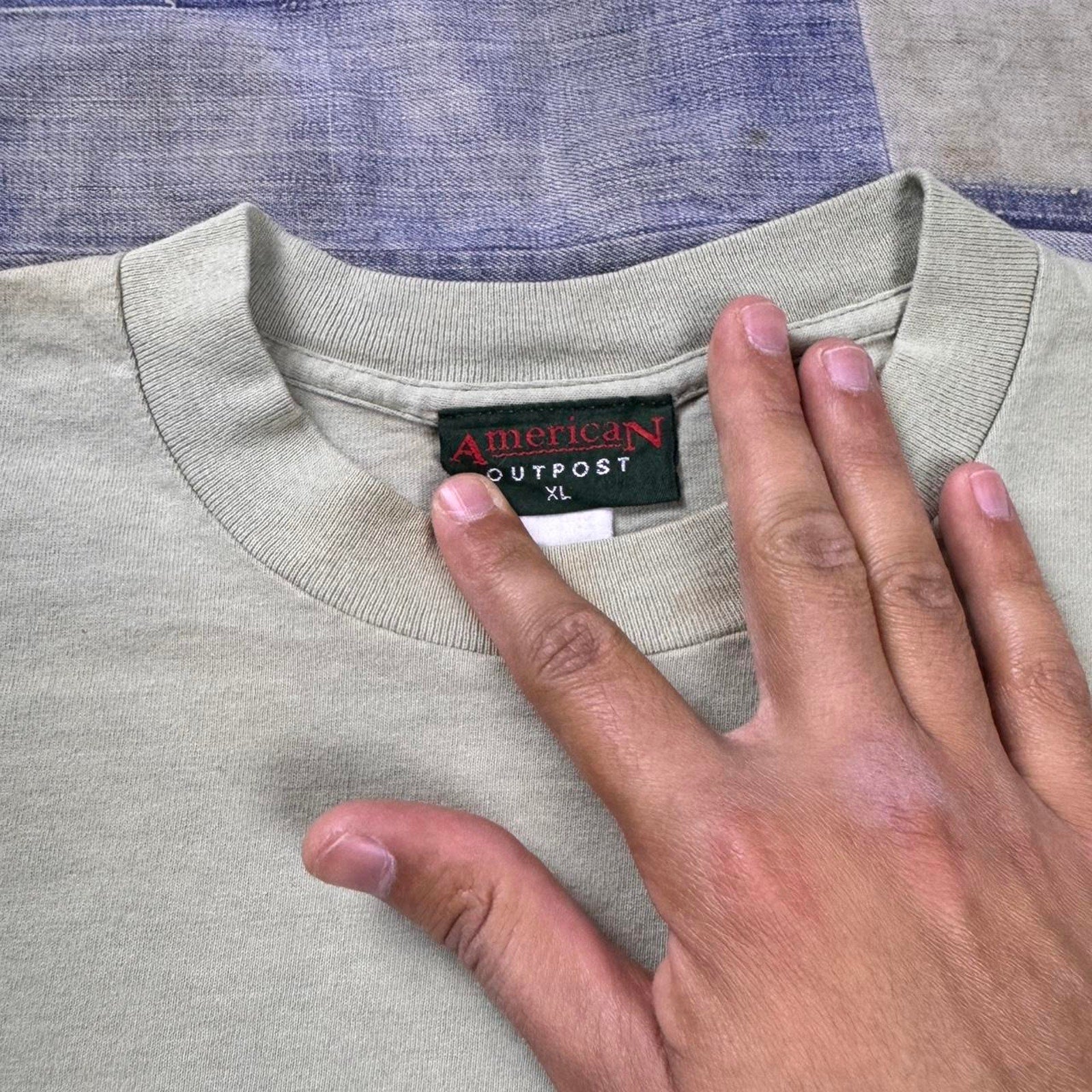 1990s American Outpost logo graphic Tee | XL