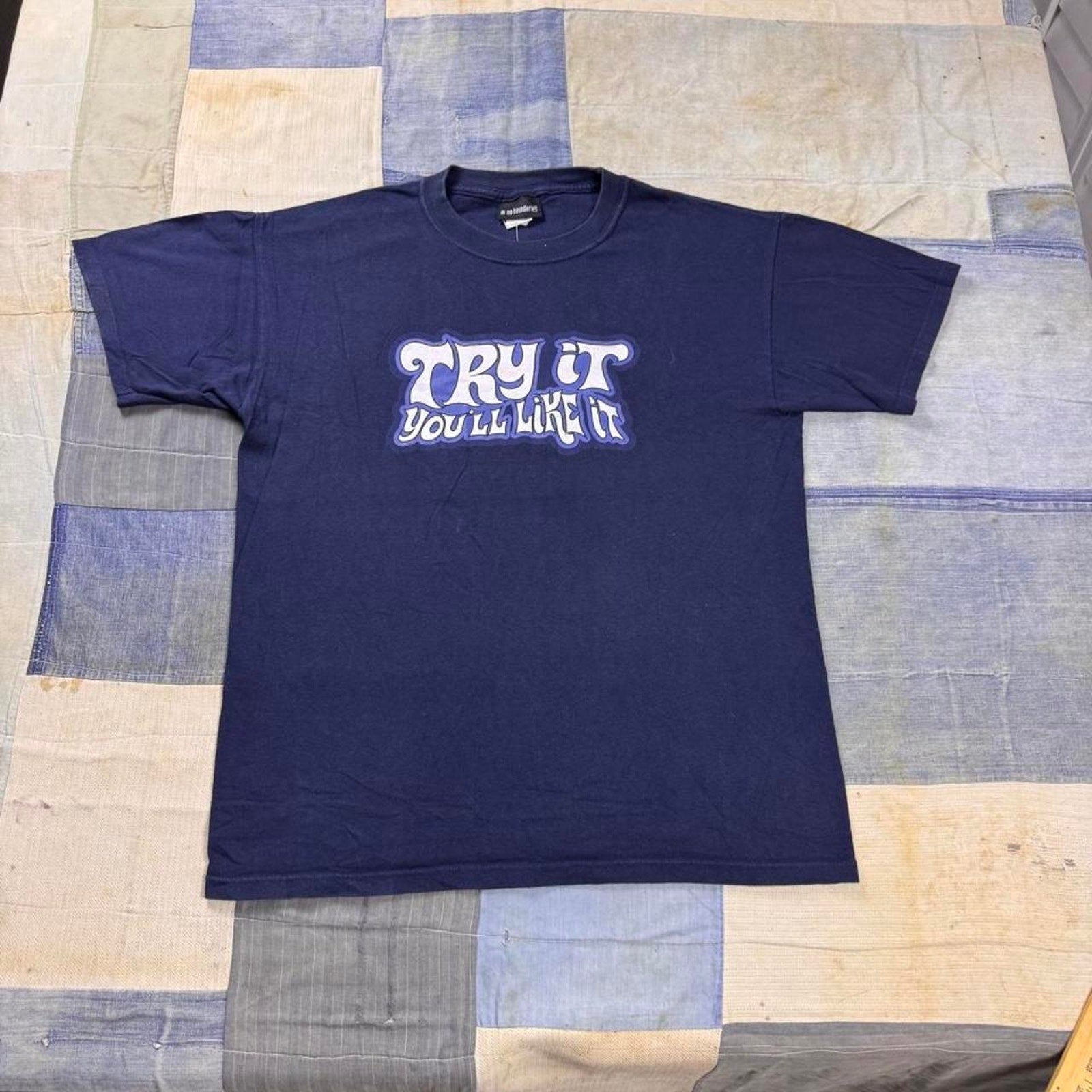 2000s “Try It You’ll Like It” graphic tee | Large
