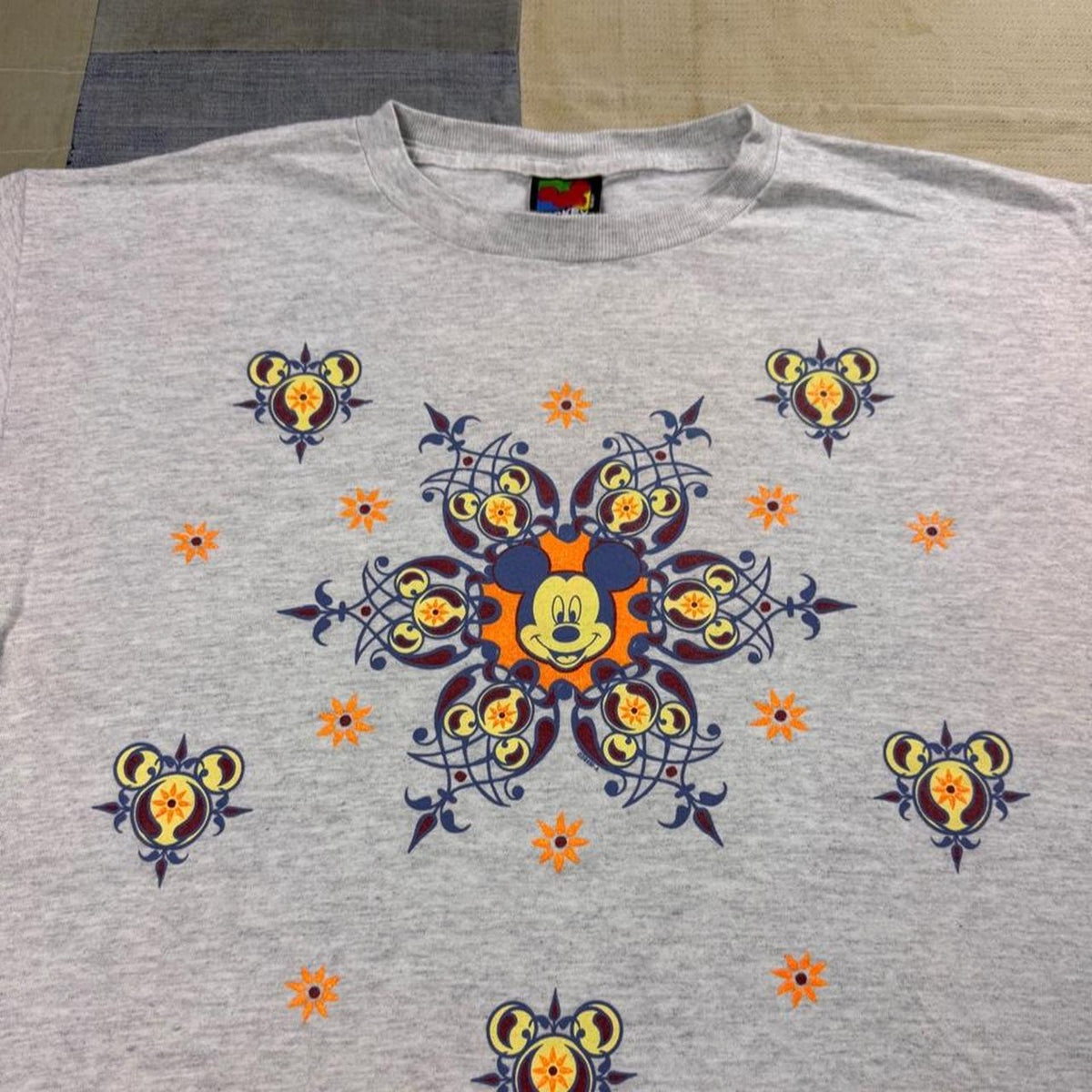 1990s Disney Mickey Mouse Jerry Leigh Ornate Graphic Tee | Medium