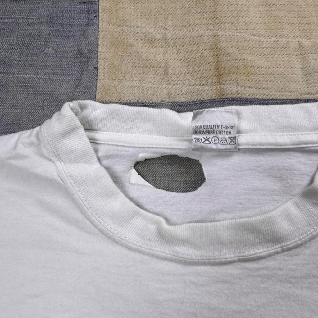 1990s Karvea Pharmaceutical Space Cartoon Graphic Tee | Large