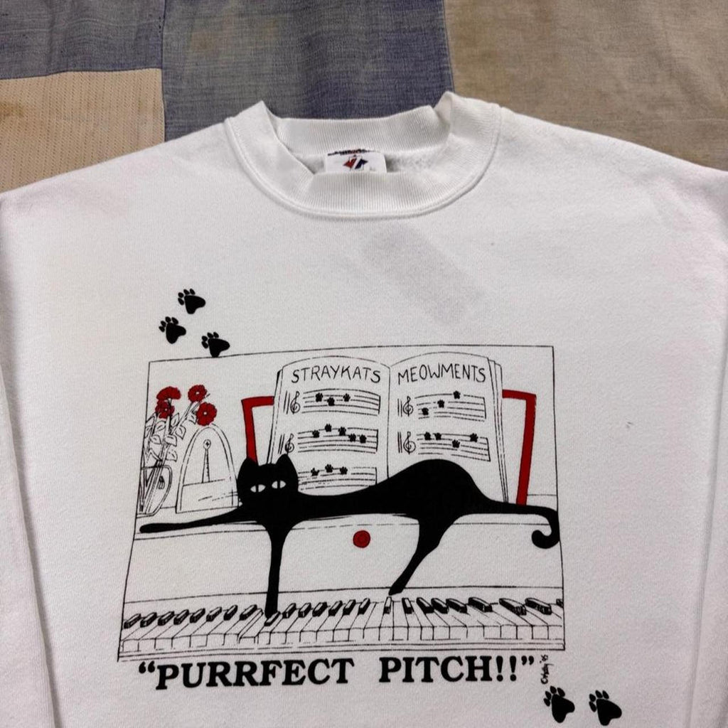 1990s Purrfect Pitch Cat Piano Graphic Sweatshirt | Medium