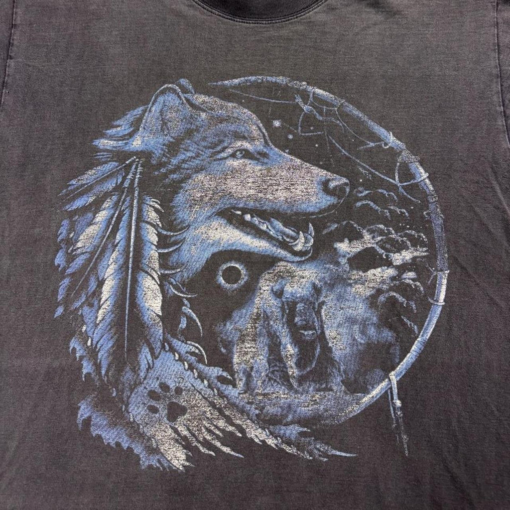 1990s Native American Wolf Bear Dreamcatcher Graphic Tee | Medium