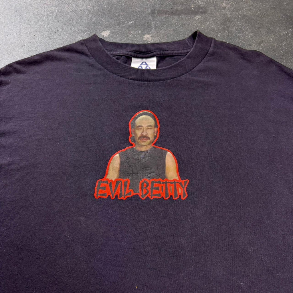 1990s Kung Pow, Enter The Fist Evil Betty Tee | XL