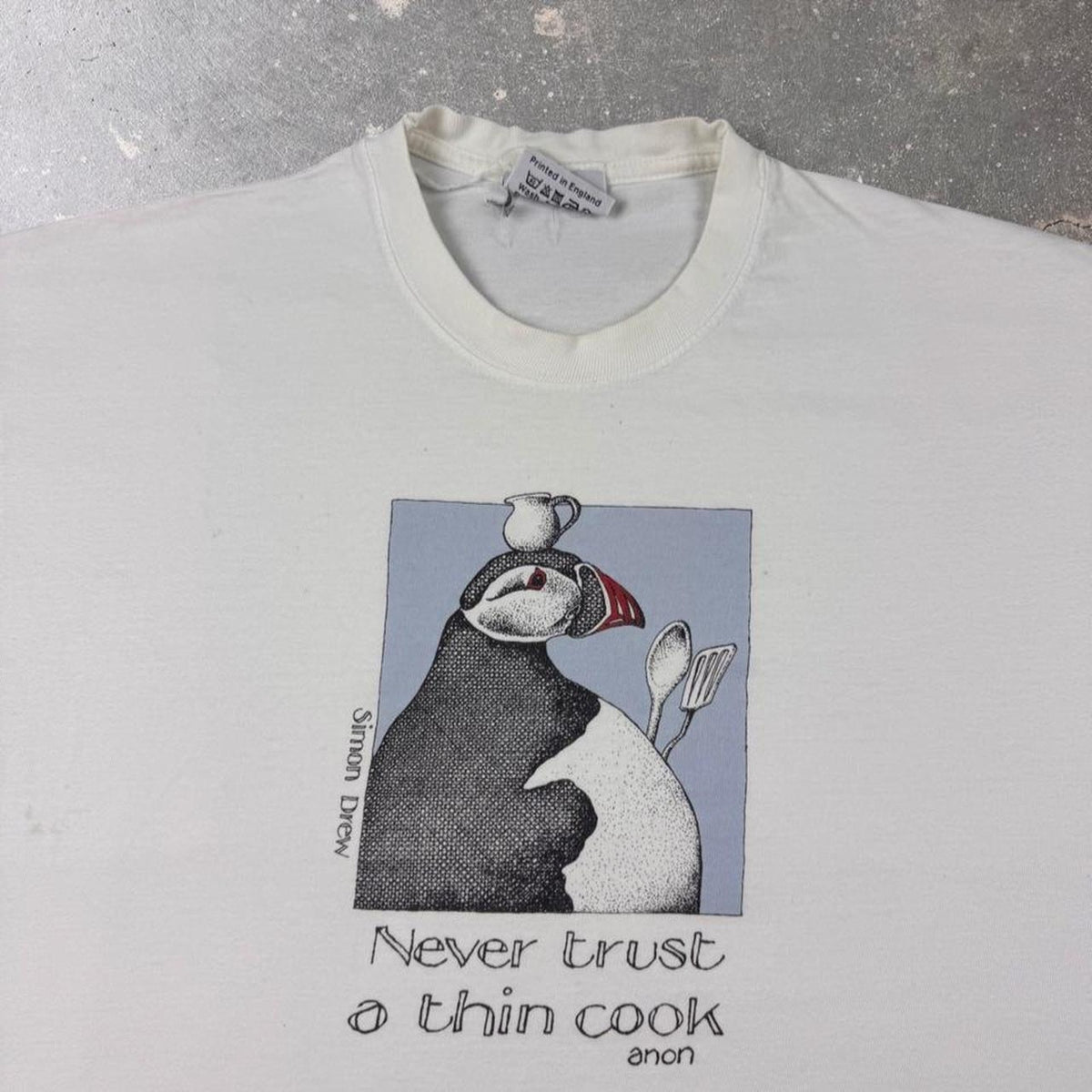 1990s Past Times Simon Drew Never Trust a Thin Cook Puffin Tee | XL Fit