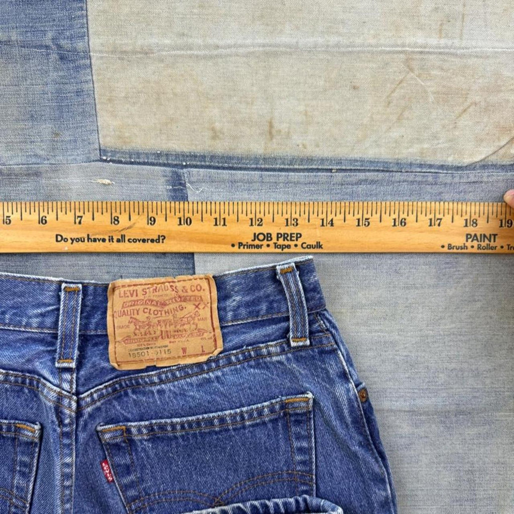 1980s Levi's 501 Straight Leg Jeans Made in USA | 27 x 31.5