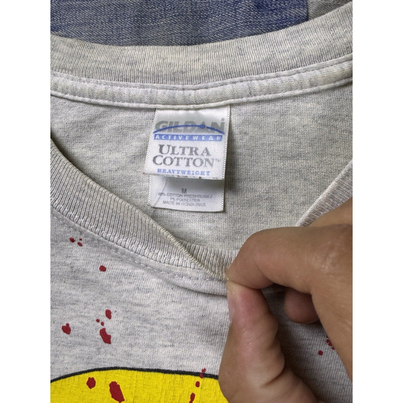 Vintage Smiley Face Bullet Hole Graphic T Shirt Blood Splatter Y2K Adult Medium
