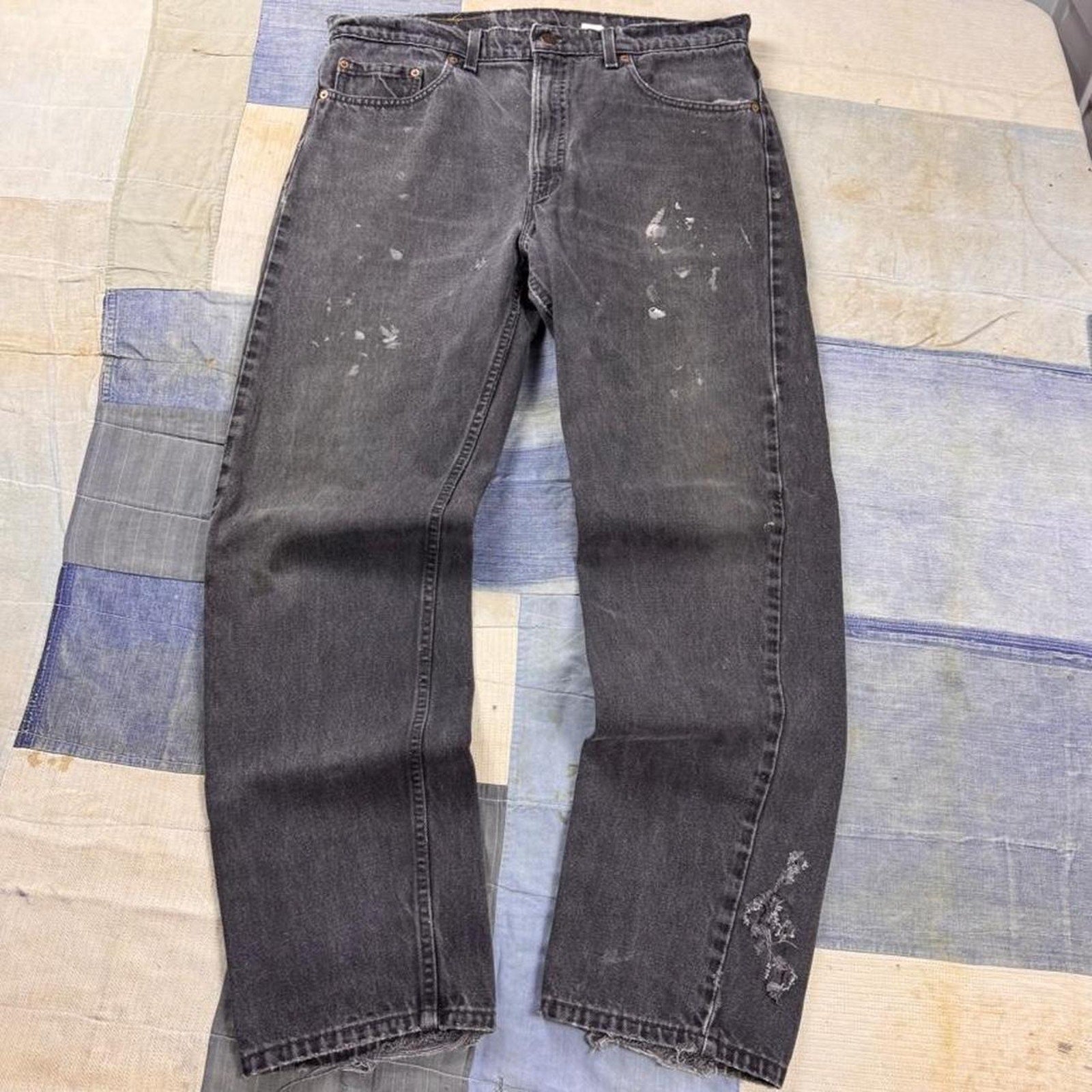 1990s Levi’s 505 Distressed Faded Black Jeans | 36x30.5