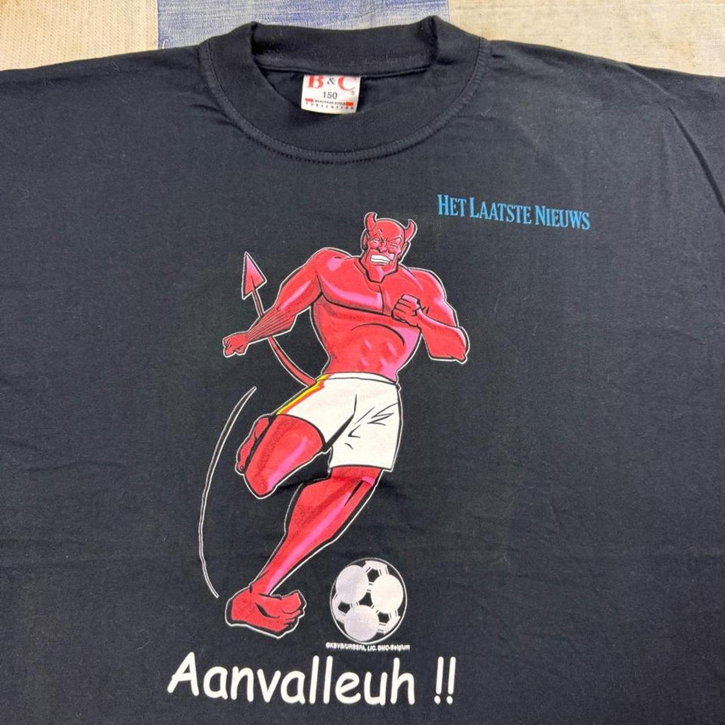 2002 Belgium Red Devils World Cup “Aanvallen” Soccer Tee | XL