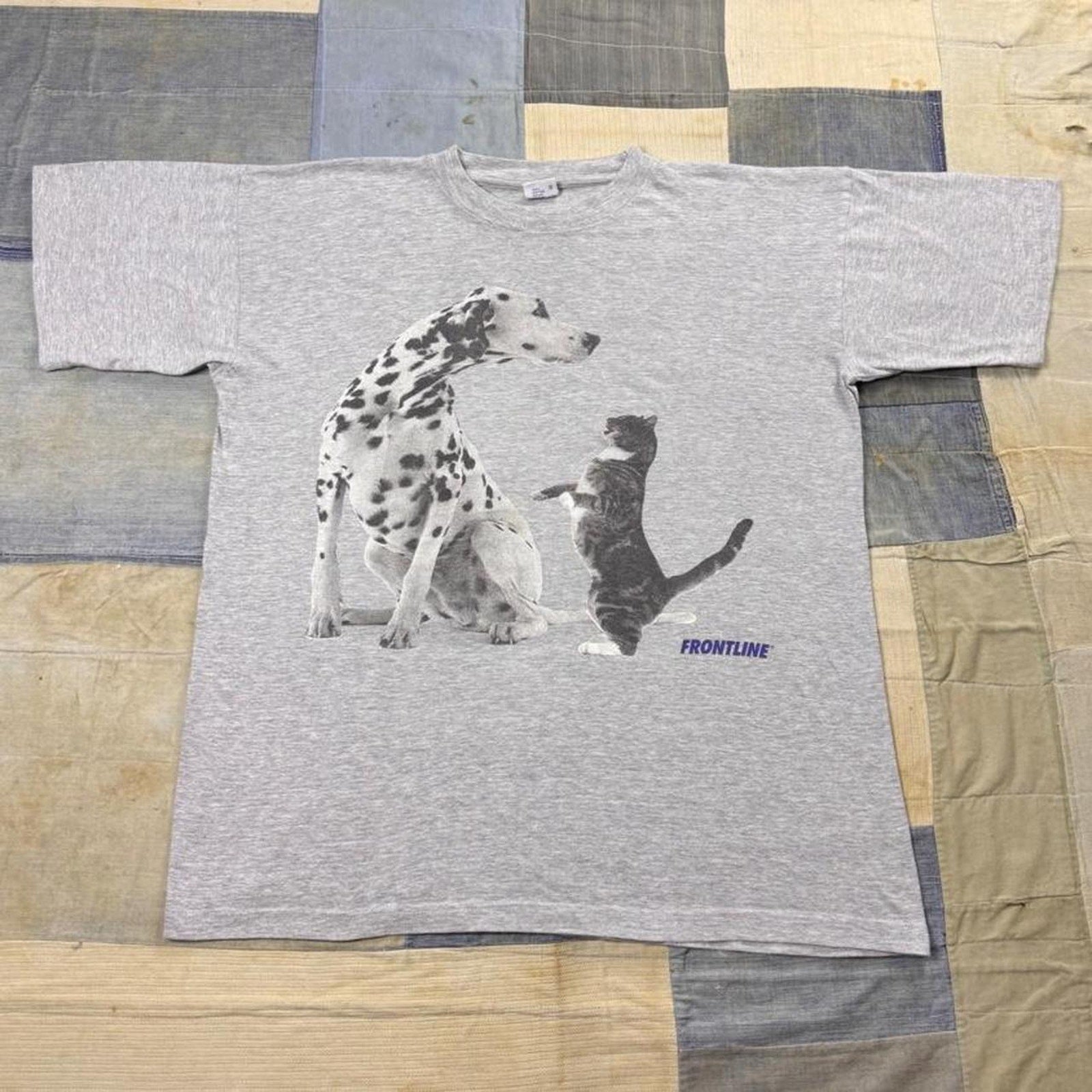 2000s Frontline Dog & Cat Veterinary Promo Graphic Tee | XXL