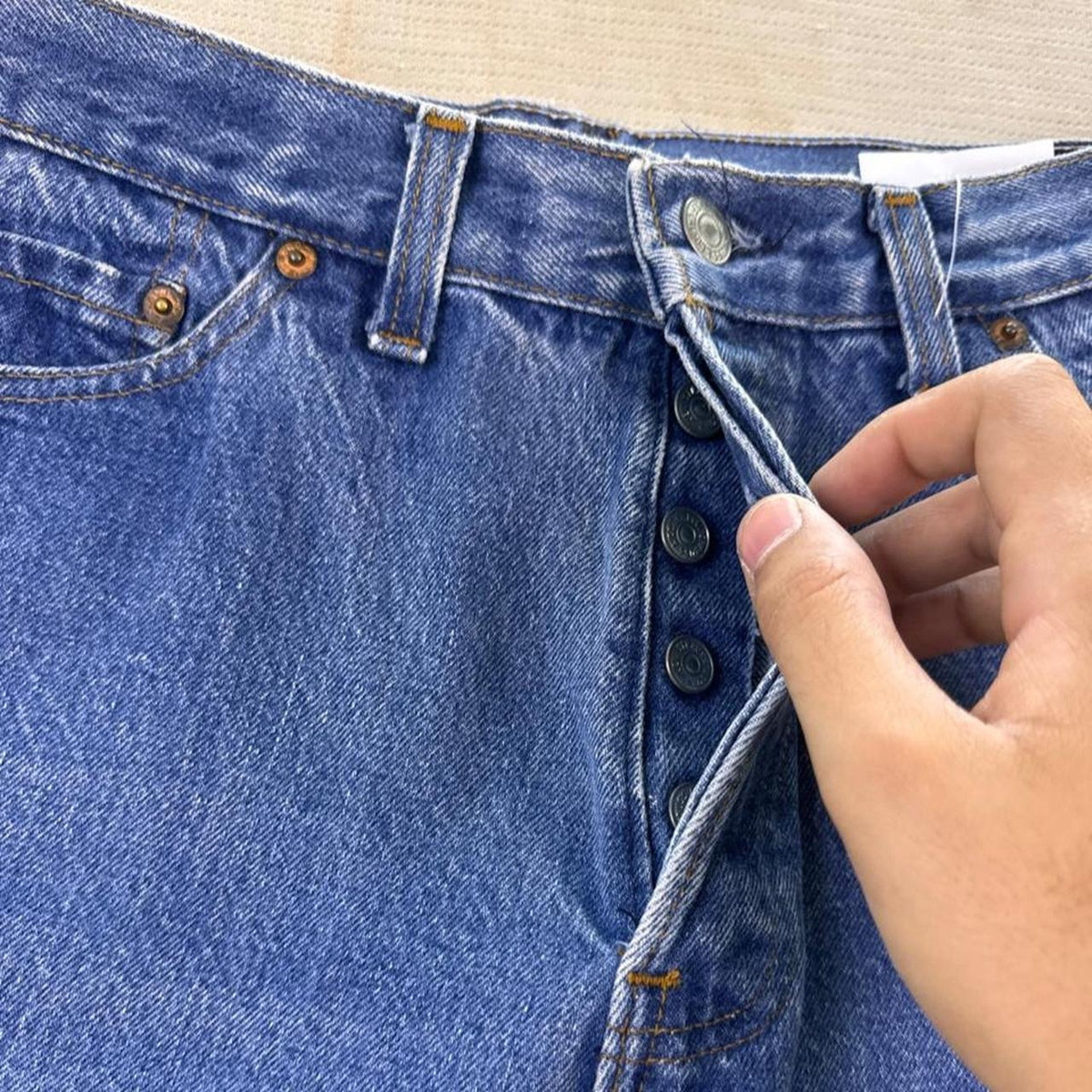 1980s Levi's 501 Straight Leg Jeans Made in USA | 27 x 31.5