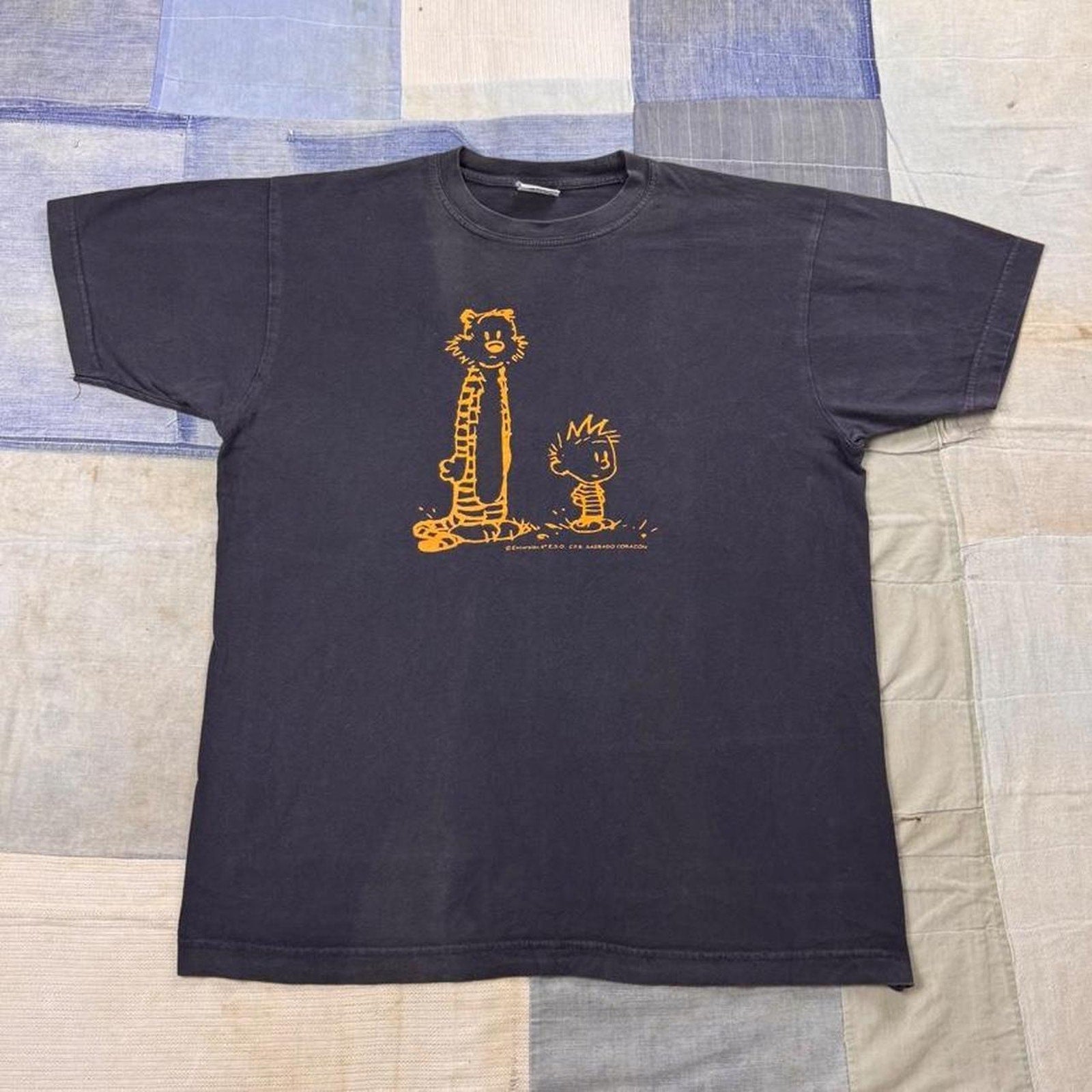 1990s Calvin and Hobbes Spanish School Excursion Bootleg Tee | Medium