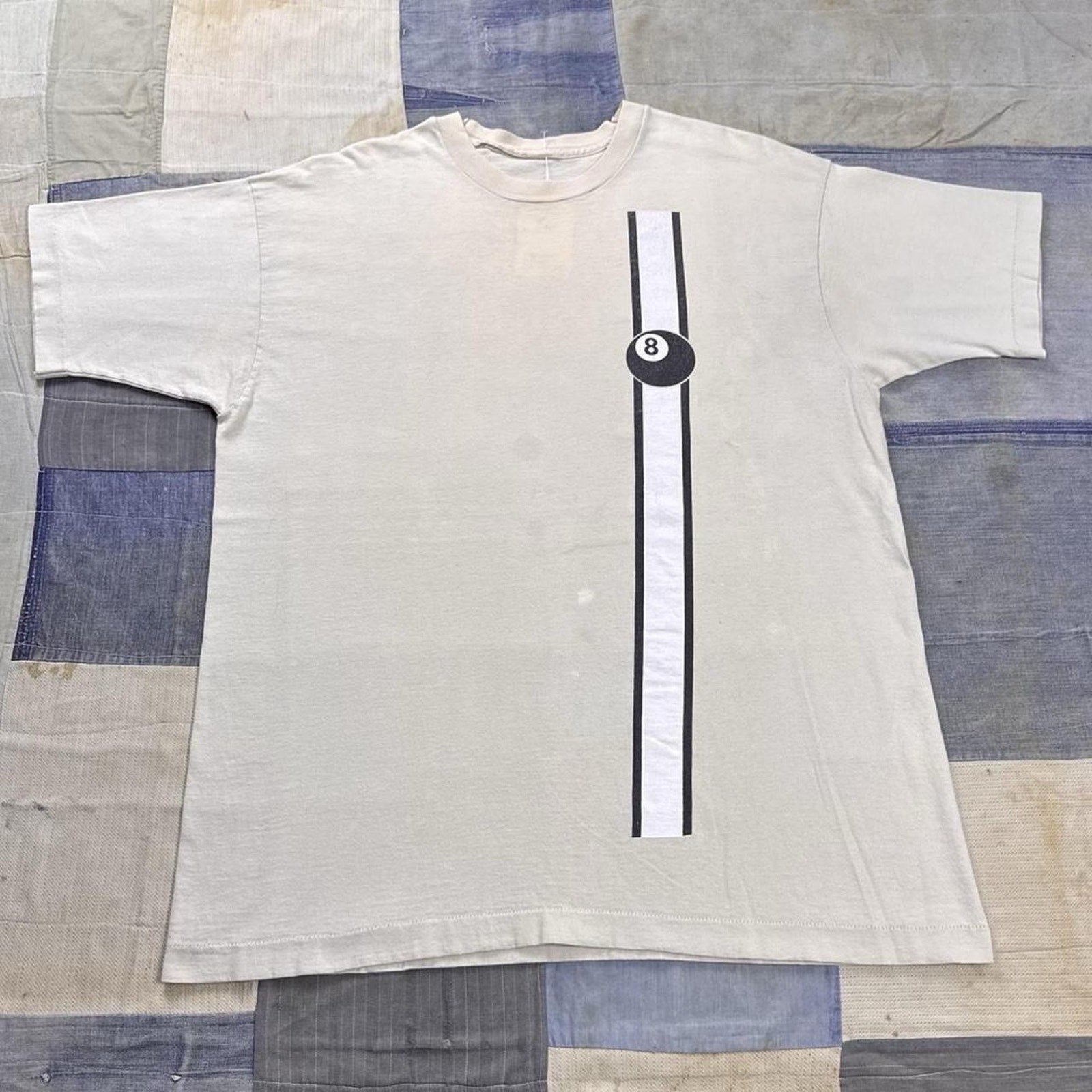 1990s 8 ball pool tee | L