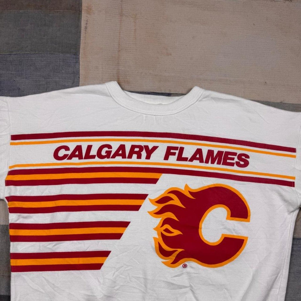 1990s Calgary Flames Cutoff Sweatshirt | XL
