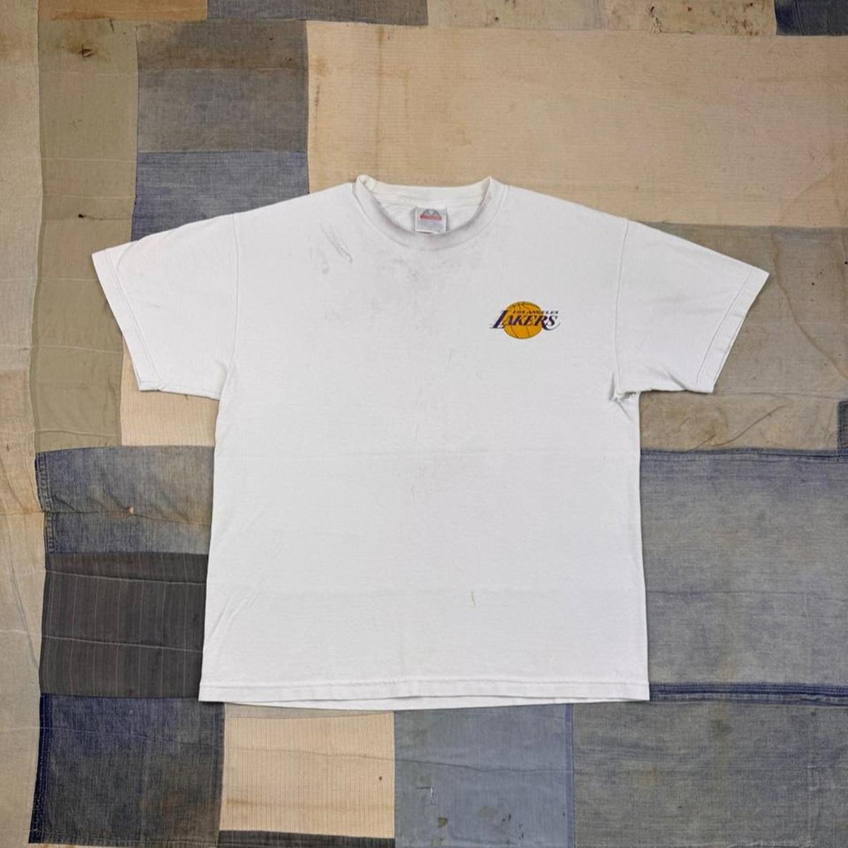 2001 Los Angeles Lakers Back to Back Western Conference Champions Kobe Bryant Roster Tee | Large