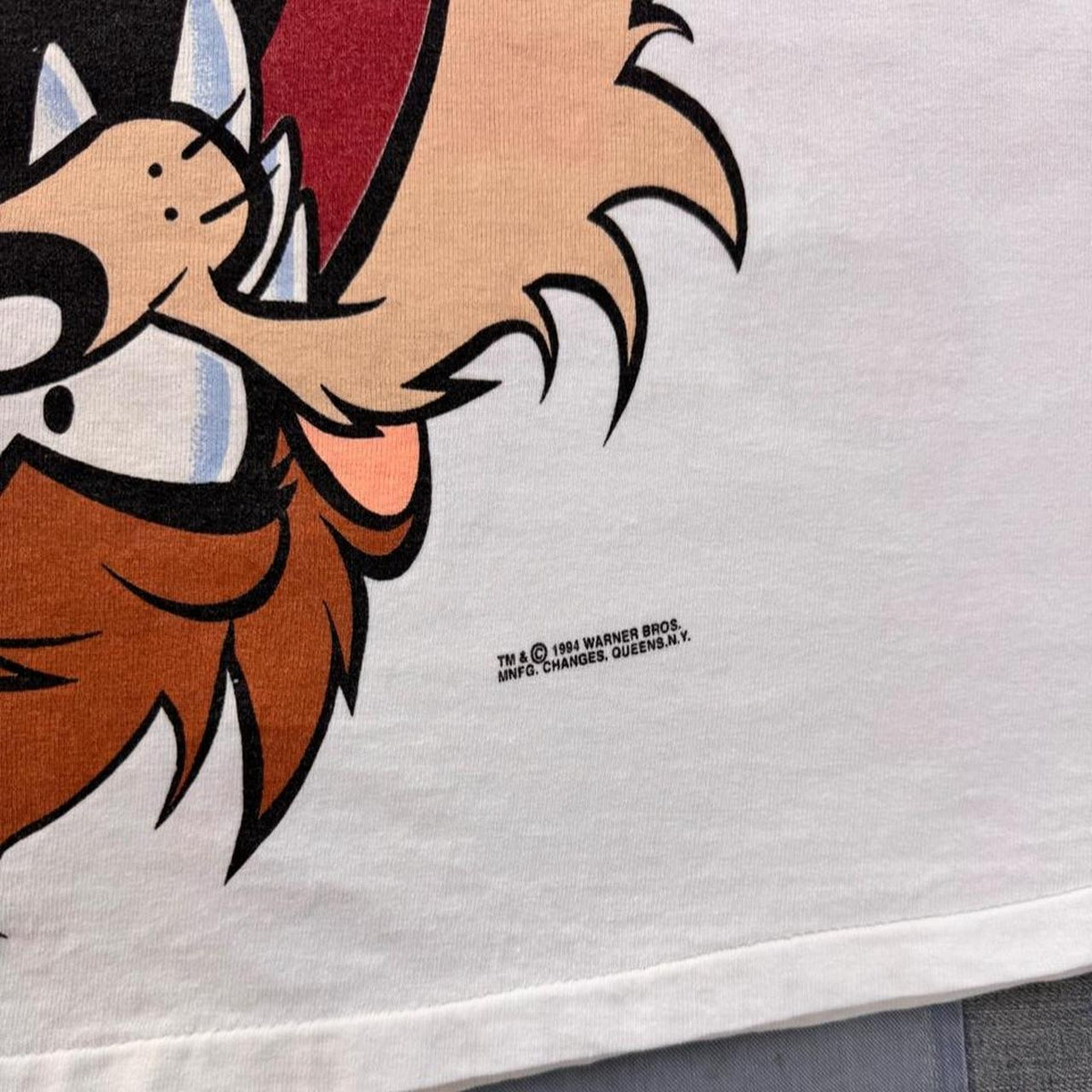 1994 Looney Tunes Taz Upside Down Double-Sided Graphic Tee | Large