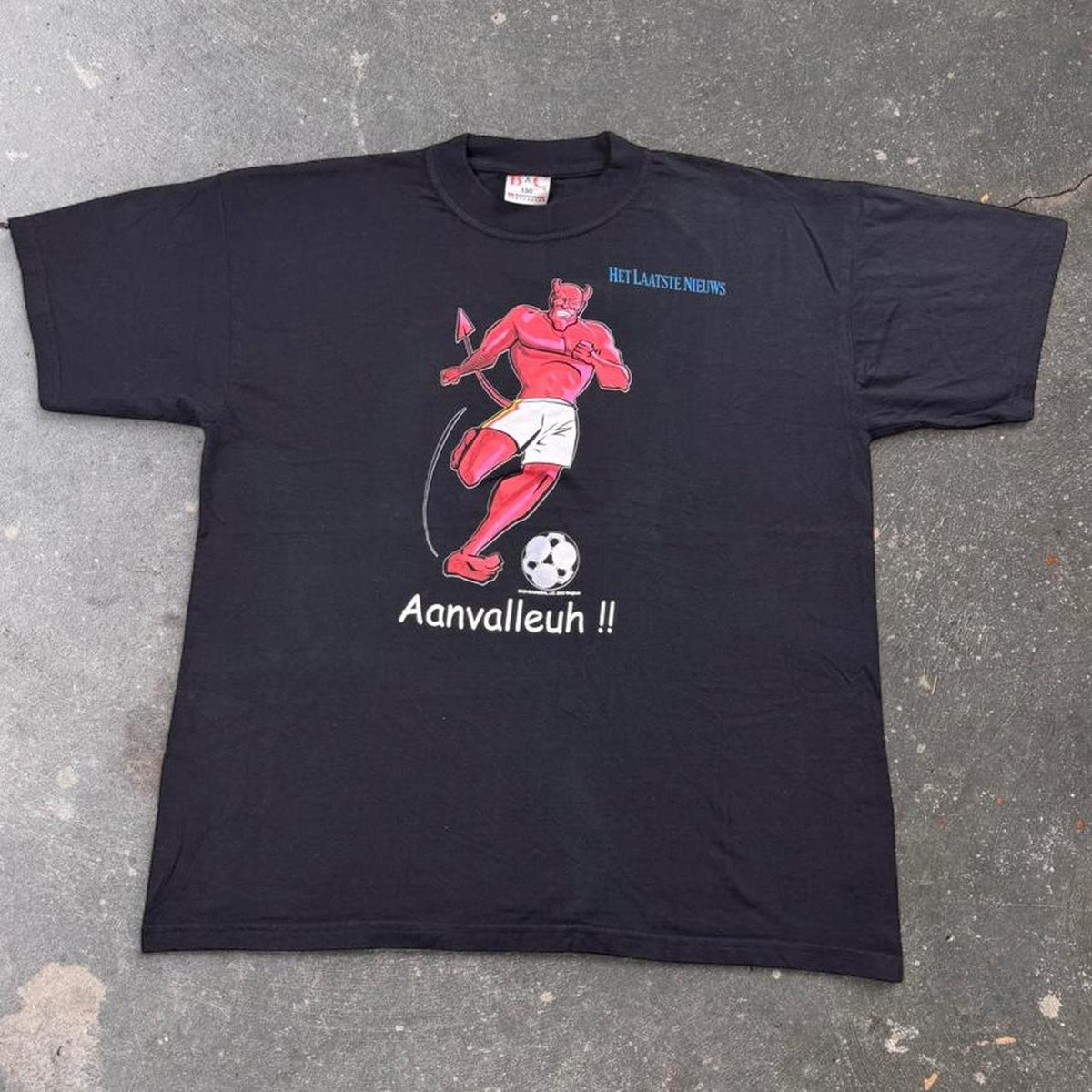 2002 Belgium Red Devils World Cup “Aanvallen” Soccer Tee | XL