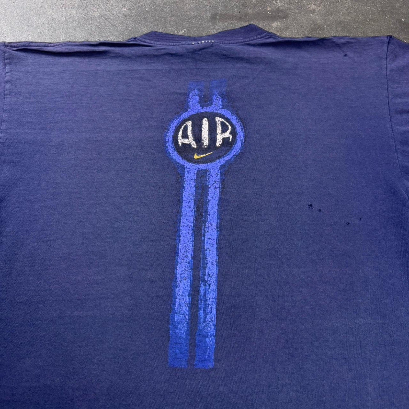 2000s Nike Air graphic tee | Large