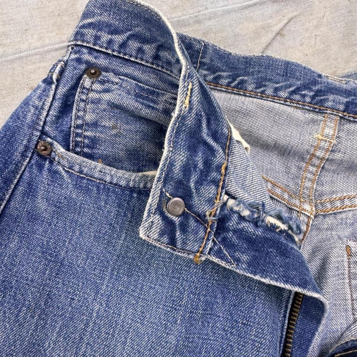 1960s Levi's 501ZXX Zip Fly Jeans | 29x29.5