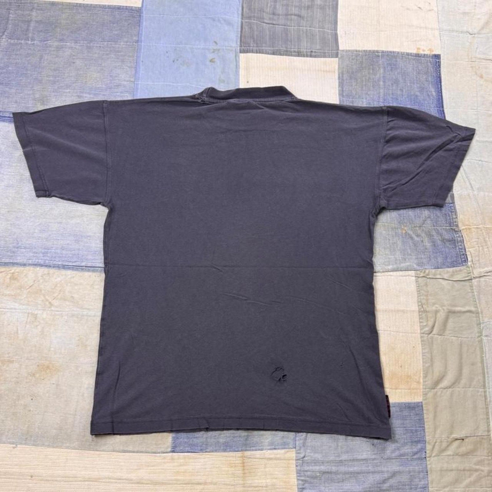 2000s Independent Trucks Cross Logo Skate Tee | Medium