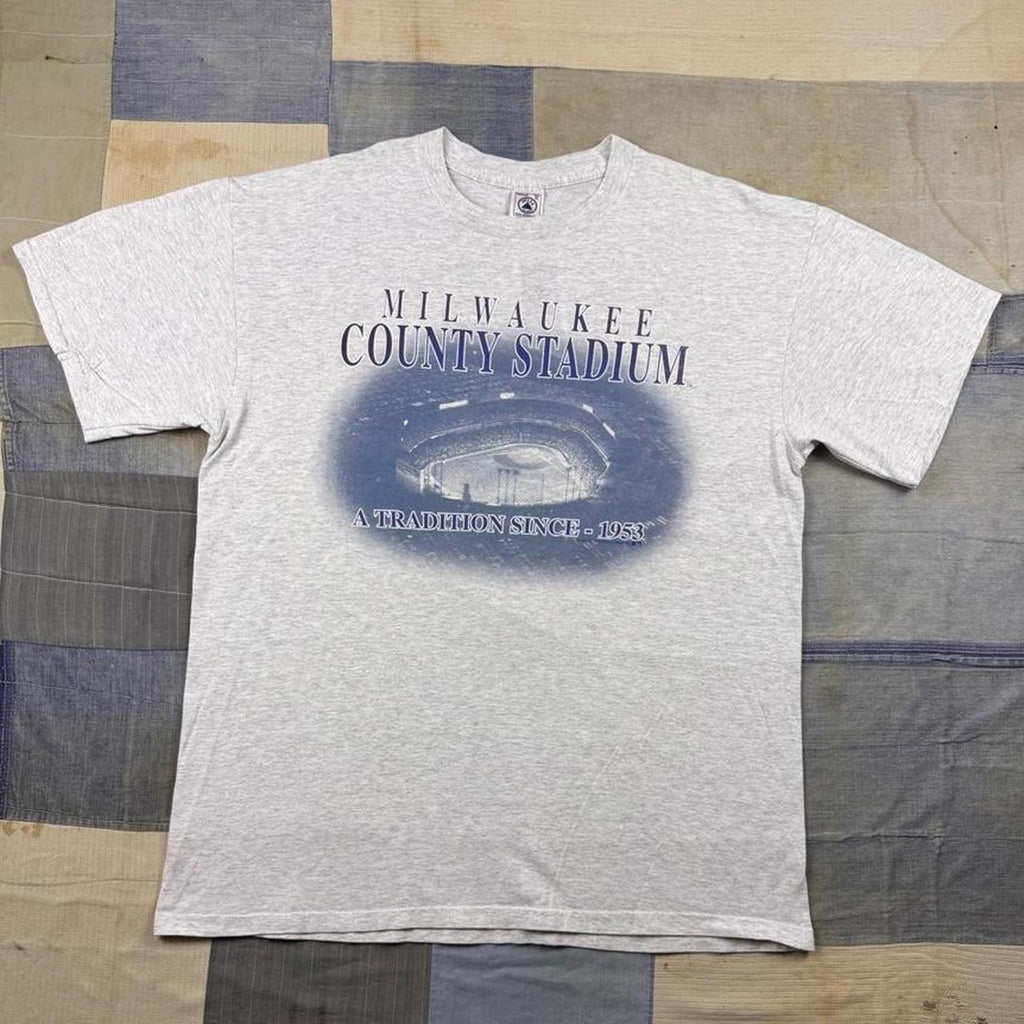 1990s Milwaukee County Stadium Brewers Baseball Graphic Tee | XL