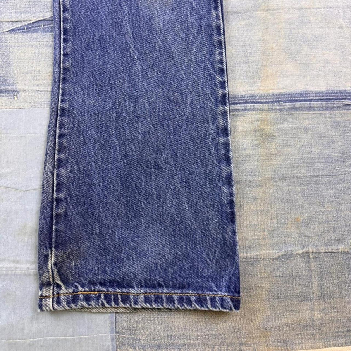 2000s Levi's 517 Bootcut Faded Blue Jeans | Size 33 x 29.5