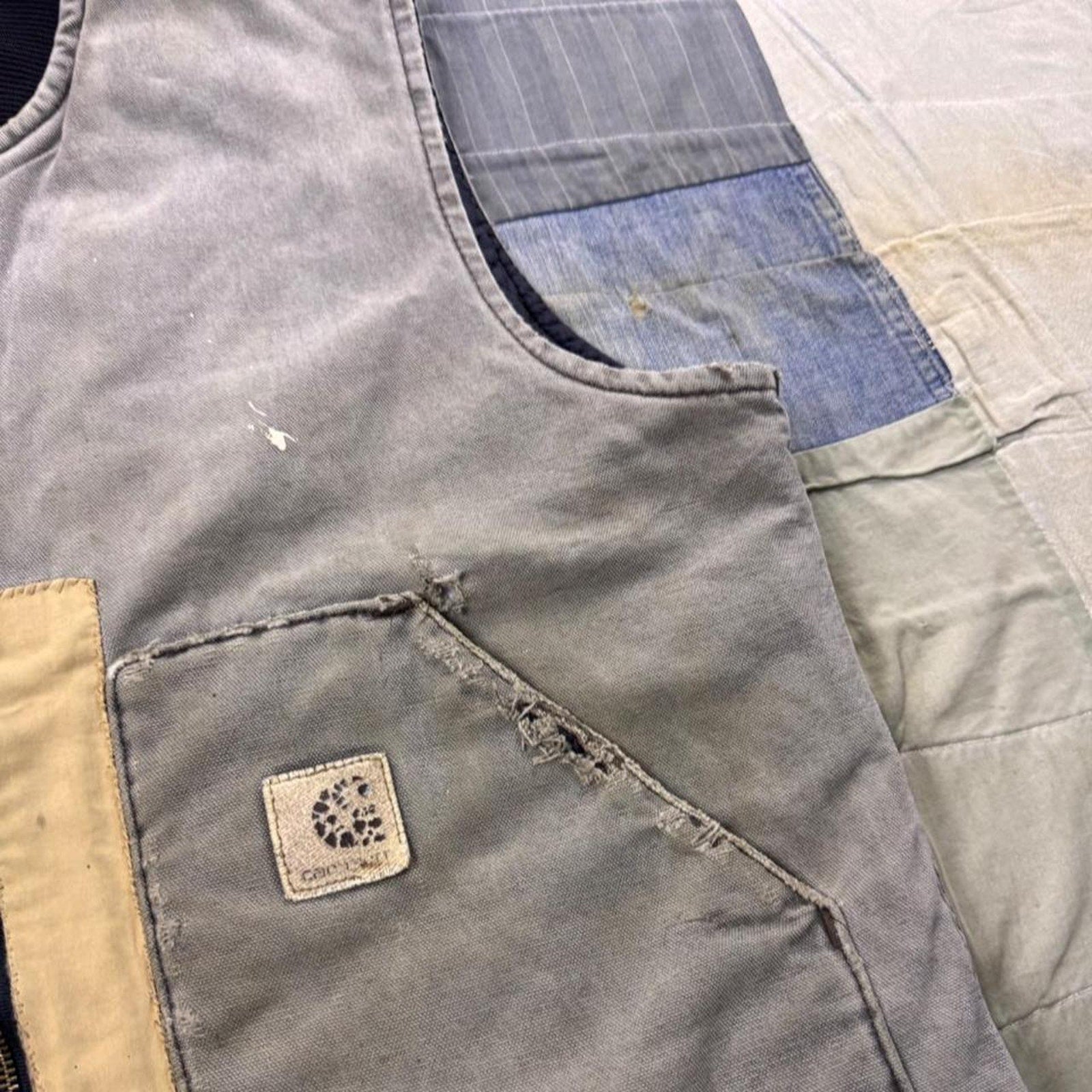 2000s Carhartt Sandstone Duck Work Vest | Large