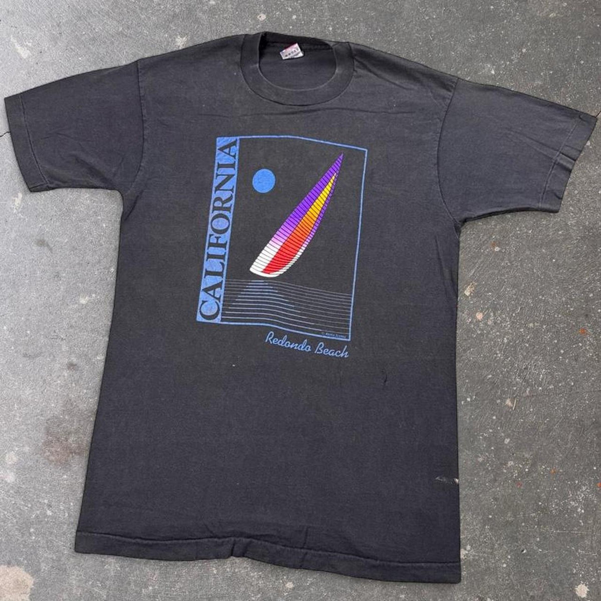 1980s California Redondo Beach Windsurf Graphic Tee | Large