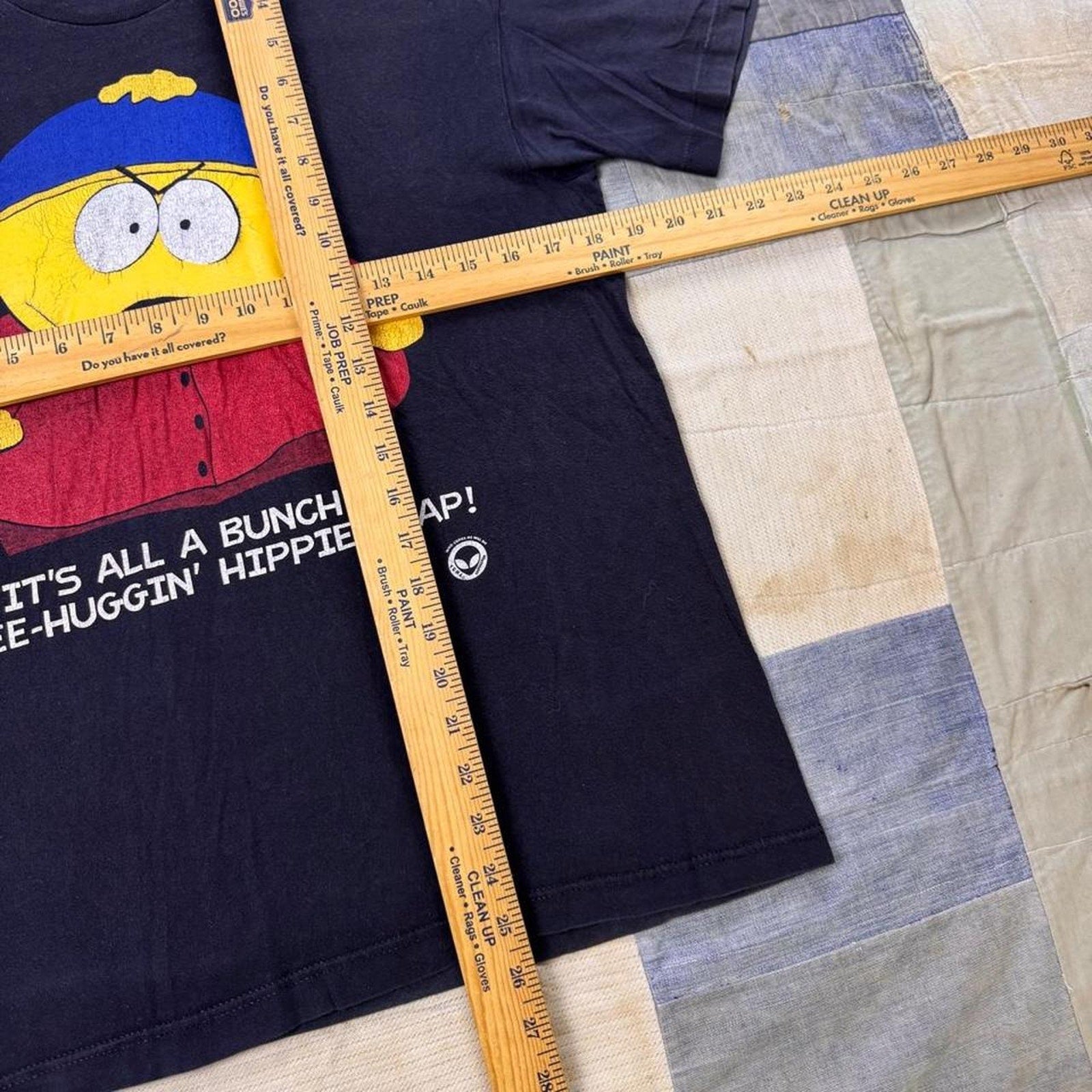 1990s South Park Eric Cartman Tree-Huggin’ Hippie Tee | Small