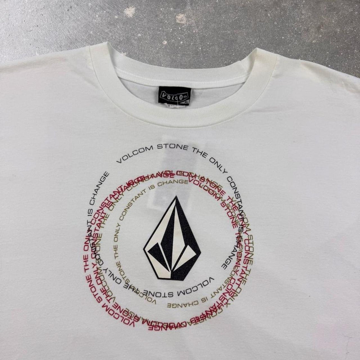 2000s Volcom Stone The Only Constant Is Change Graphic Tee | XL